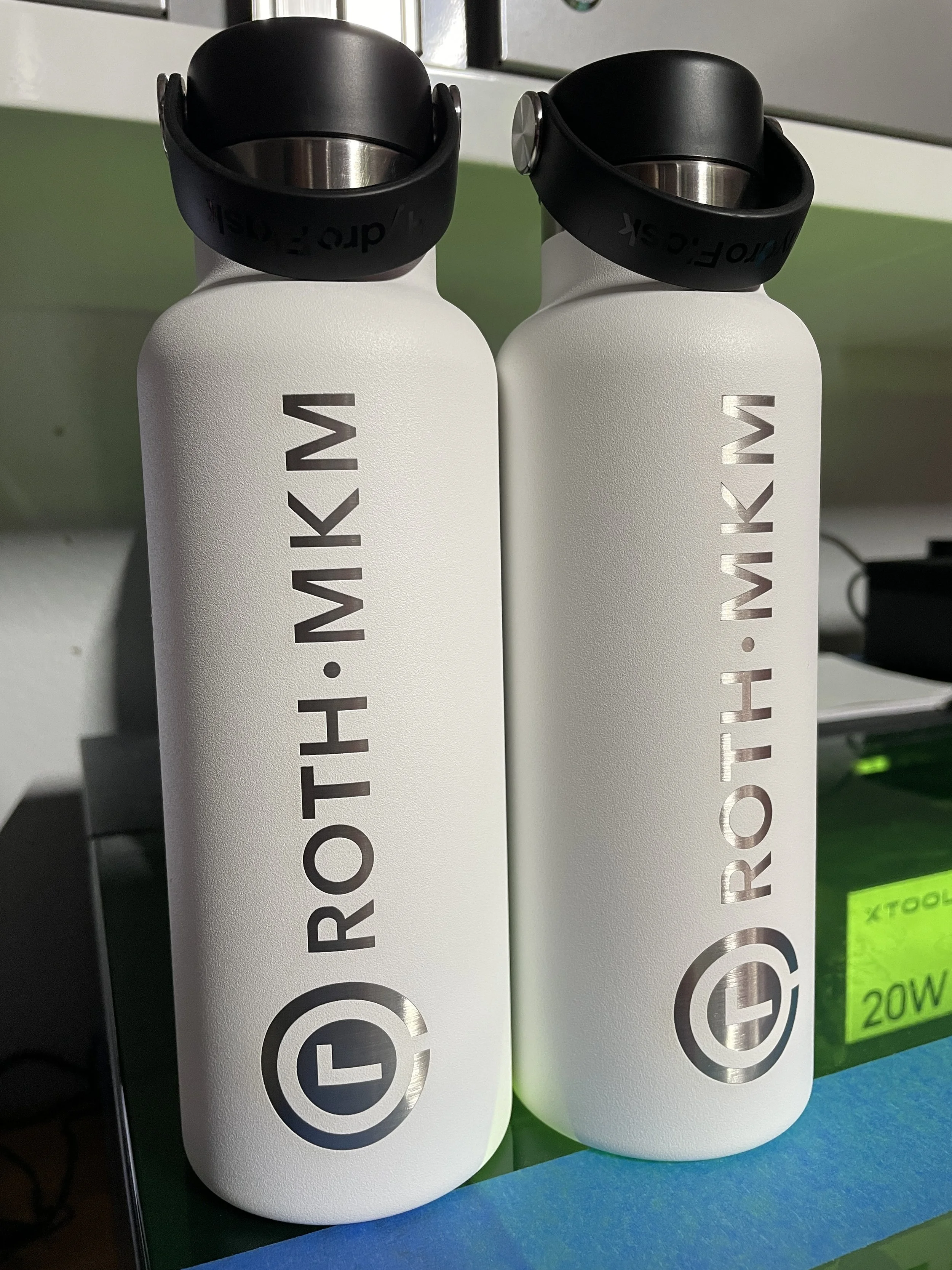 20oz Hydro Flask in White