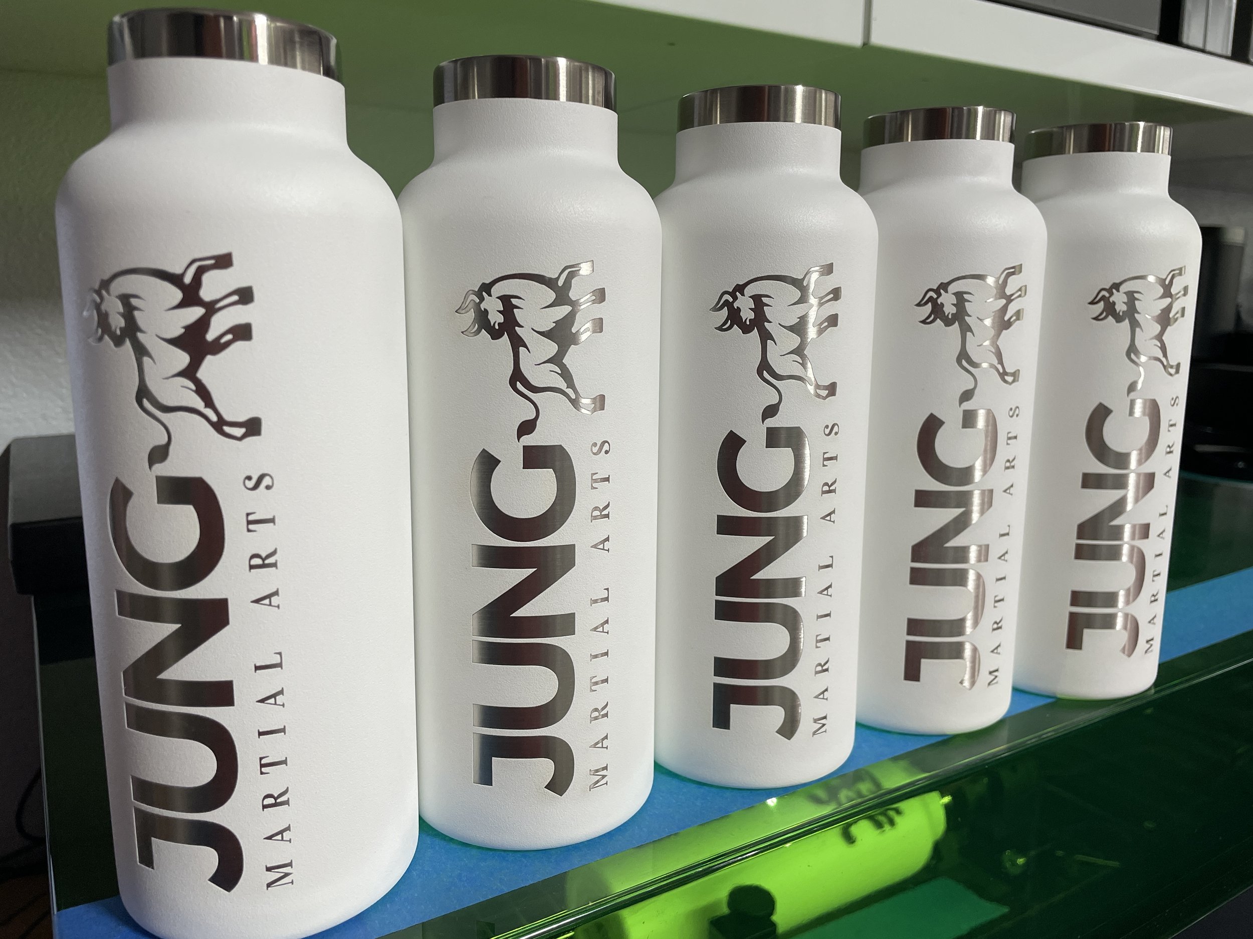 20oz Hydro Flask in White