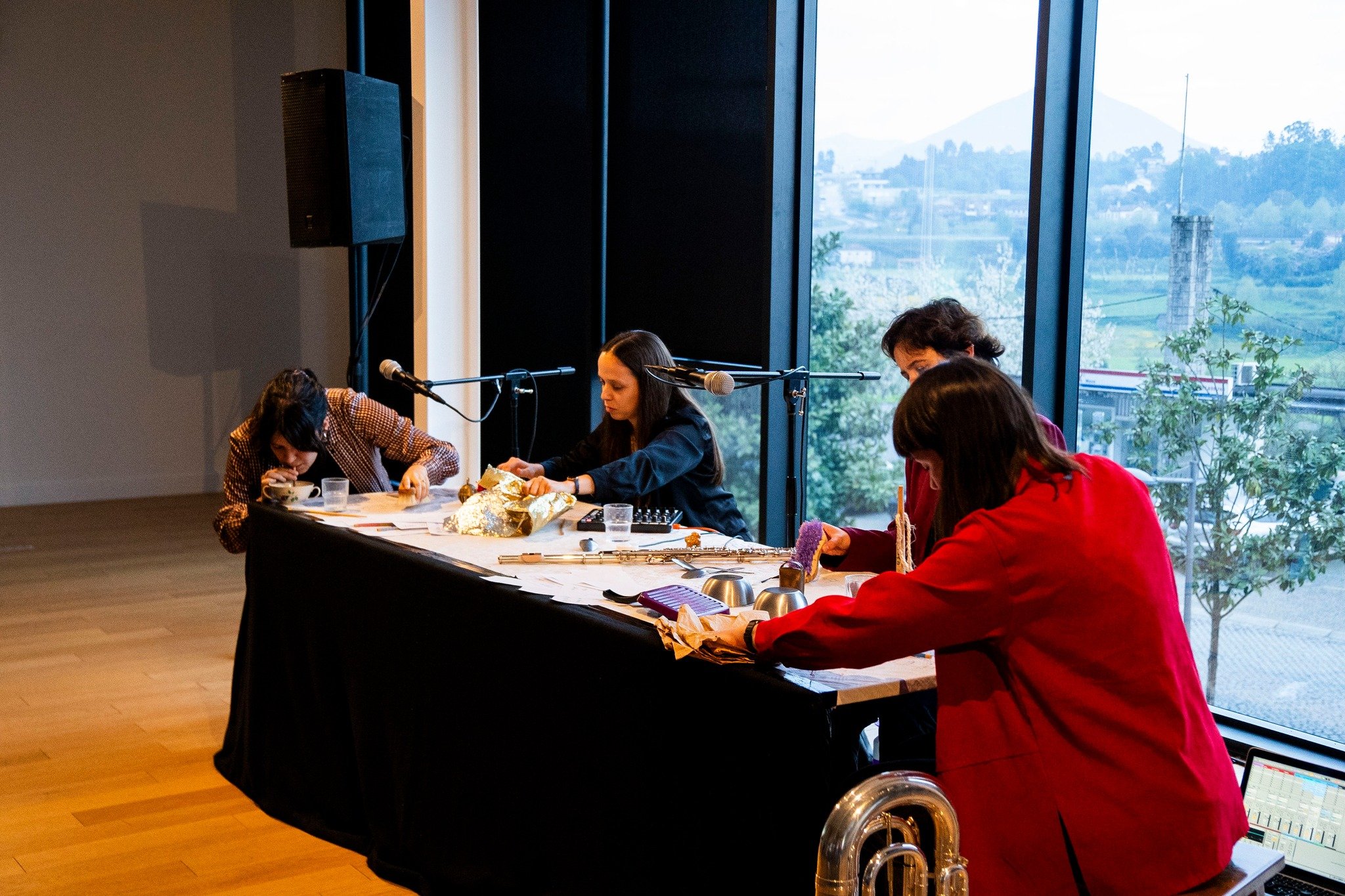 Apresentação Pública- Casa da Terra- 12/04/2025