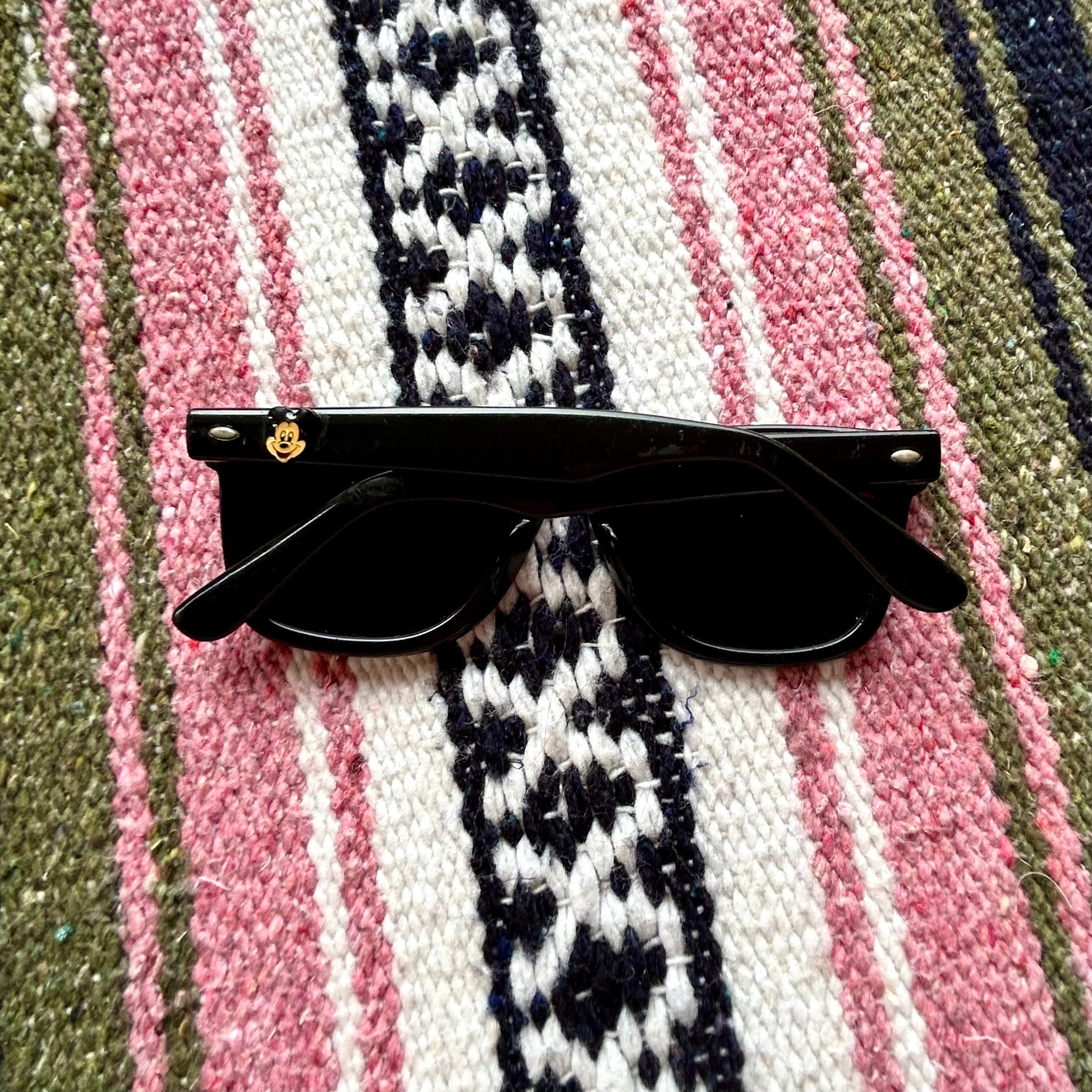 https://i.etsystatic.com/21296824/r/il/9b47ed/6143502108/il_fullxfull.6143502108_mgj1.jpg