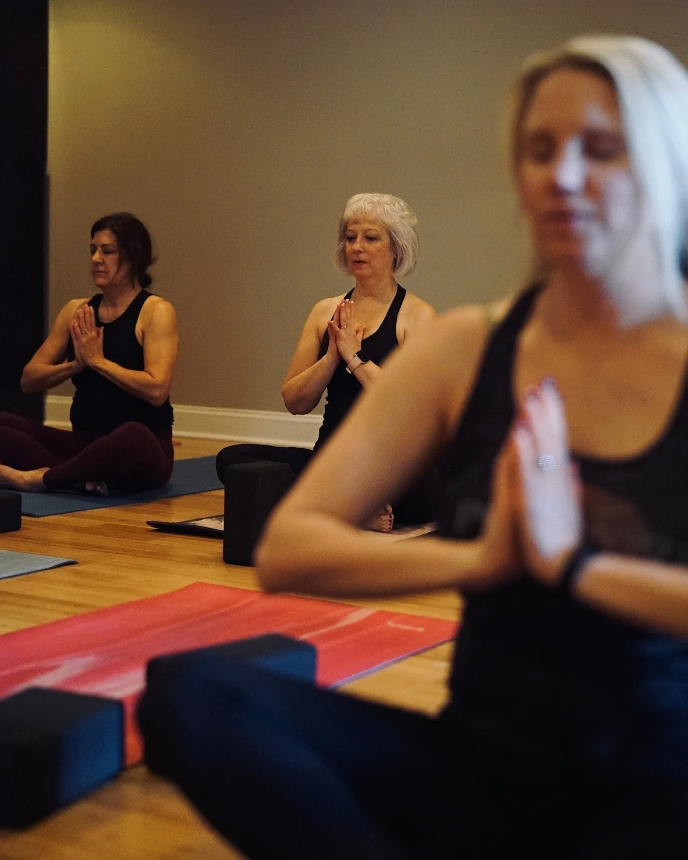 Sunday Classes - It's a good day to unwind and reconnect with yourself at Pure Yoga!

8:30 AM Flow &amp; Restore Yoga with Ann
10:30 AM Yoga All Levels with Marylouise
5:00 PM Gentle Yoga with Rita

#sundayvibes #yogaweekend #yoga #yogaeveryday #flow