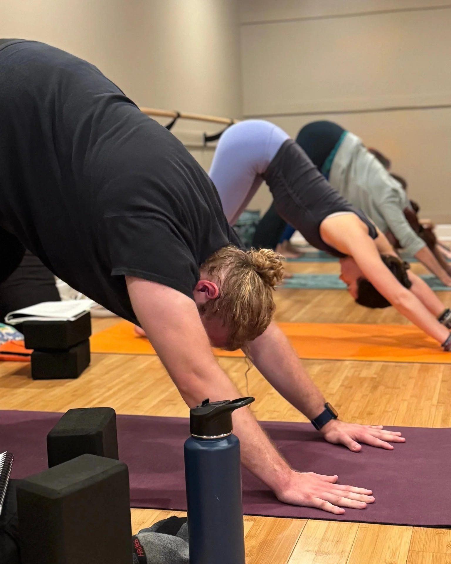 Sunday - See you on your mat this morning for yoga! 

8:30 AM Flow &amp; Restore Yoga with Ann
10:30 AM Yoga All Levels with Jordan

Gentle yoga cancelled today

#sundayvibes #yogaweekend #yoga #yogaeveryday #flowrestoreyoga #gentleyoga #inwilm #inwi