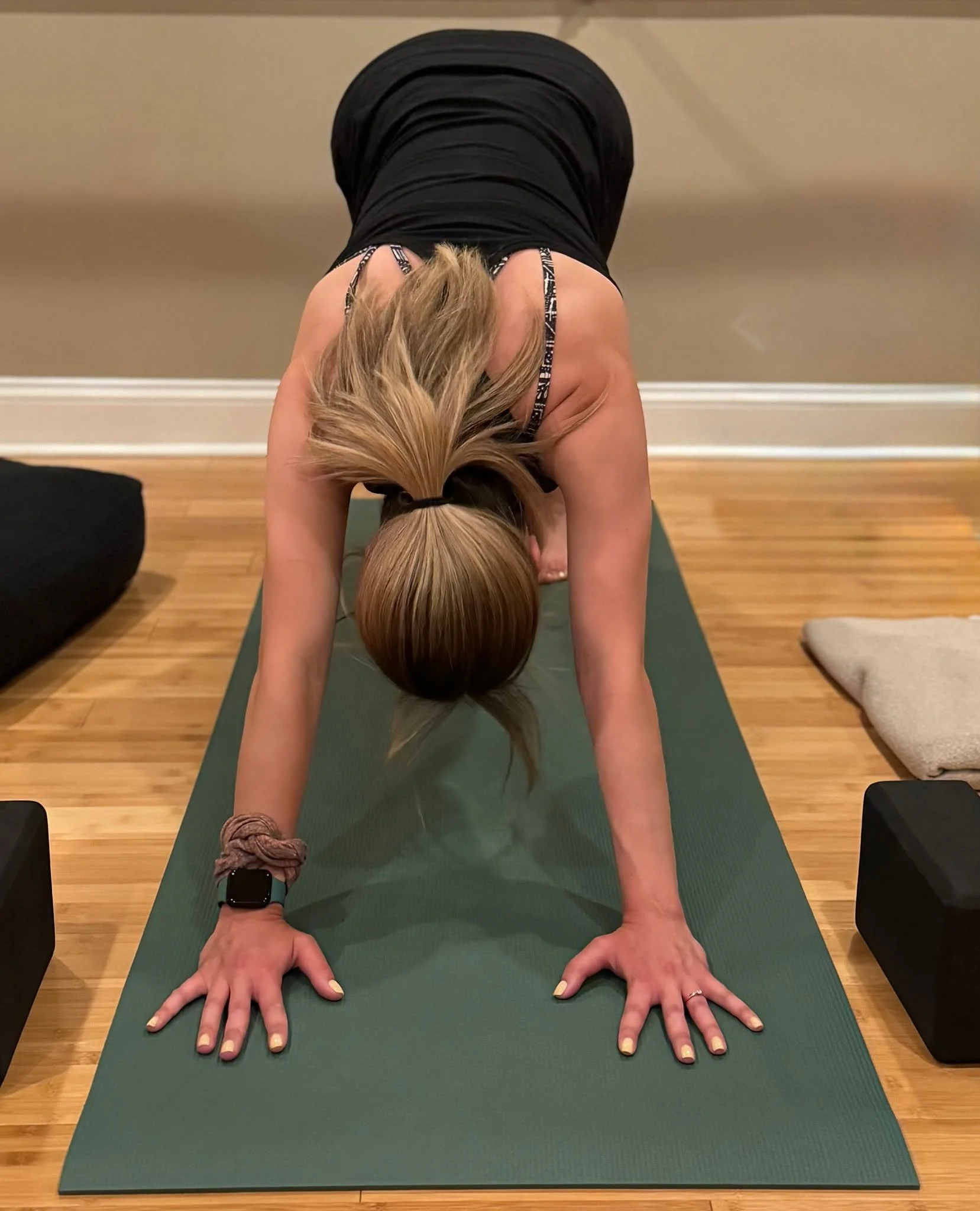 Friday Classes

9:00 AM Yoga All Levels with Elaine
10:30 AM Gentle Yoga with Meredith
12:00 PM Reformer Pilates with Meredith
6:00 PM Flow &amp; Restore Yoga with Sarah

#fridayfeeling #yogaquotes #delawareweekend #pilatesdelaware #flowrestoreyoga #
