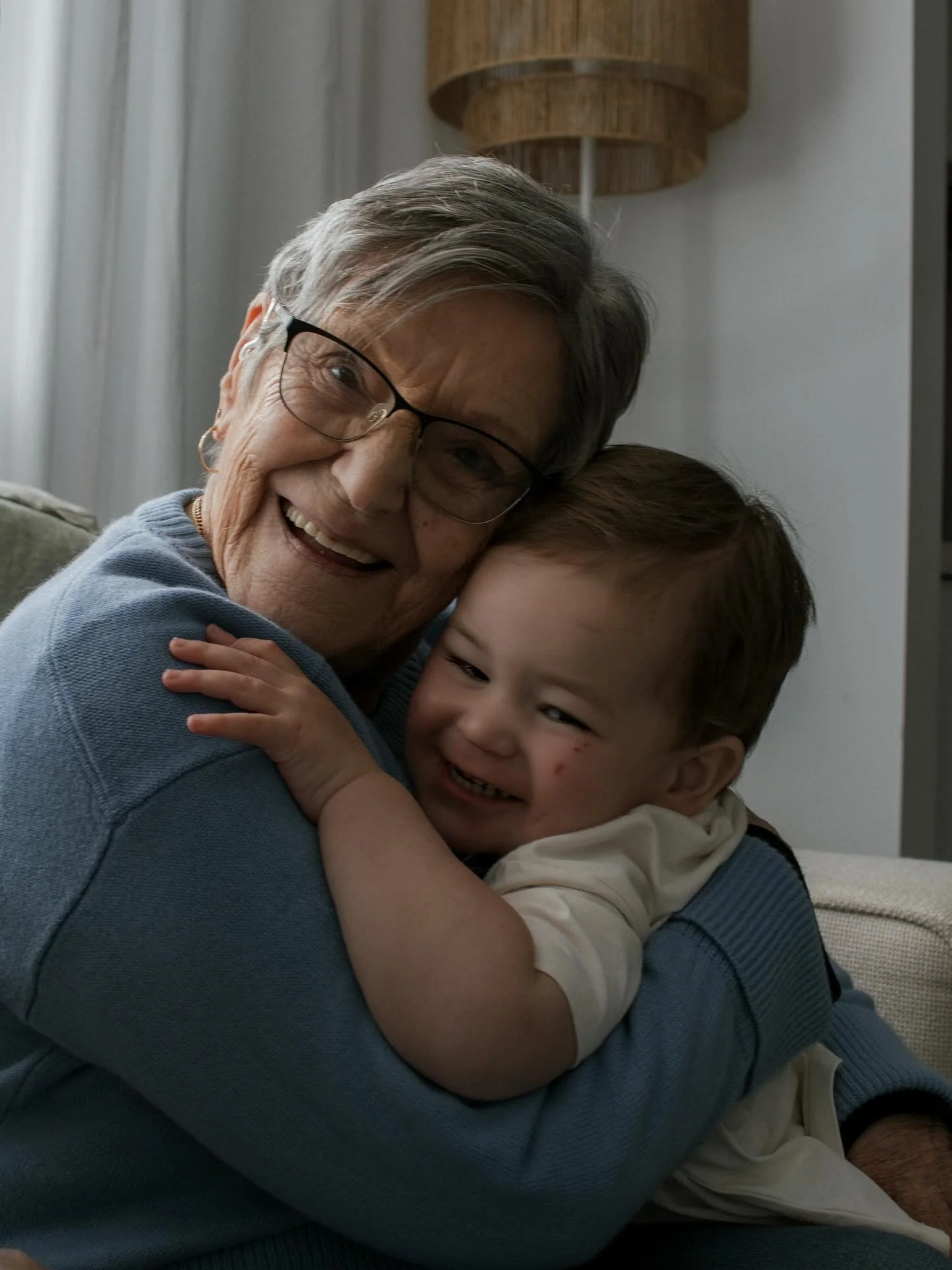 Sully with his great-grandmother (&lsquo;Nannu&rsquo; as she&rsquo;s known). 

These legacy sessions are so special ❤️❤️❤️