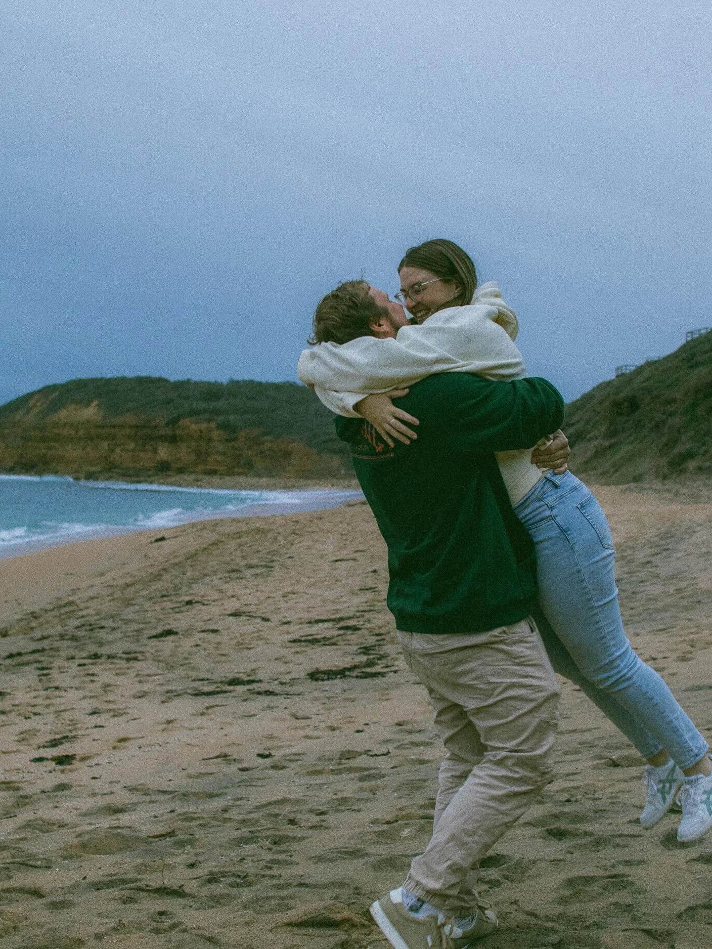 Married or soon-to-be? 💍

Be honest&hellip;

If your partner had a set proposal budget, would you rather he:

A) Spend it all on the ring
B) Shave a little off to have the moment professionally captured - photos and/or footage (and some cute engagem