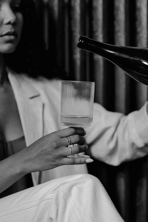Q's Wine Bar, business photo 5