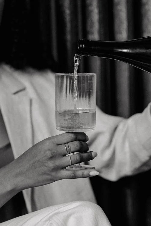 Q's Wine Bar, business photo 6
