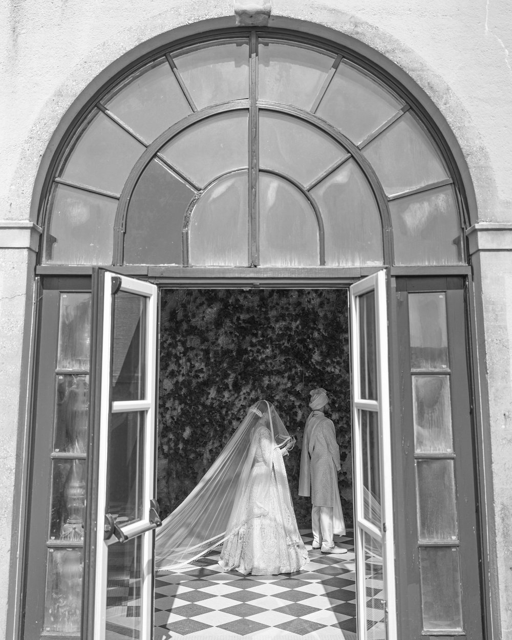 Meredith and Nisheel at Oheka Castle