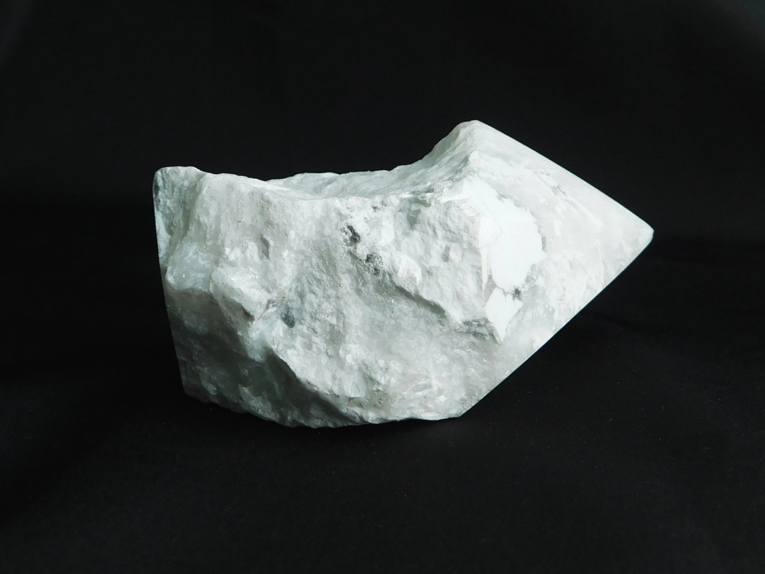 Howlite 10