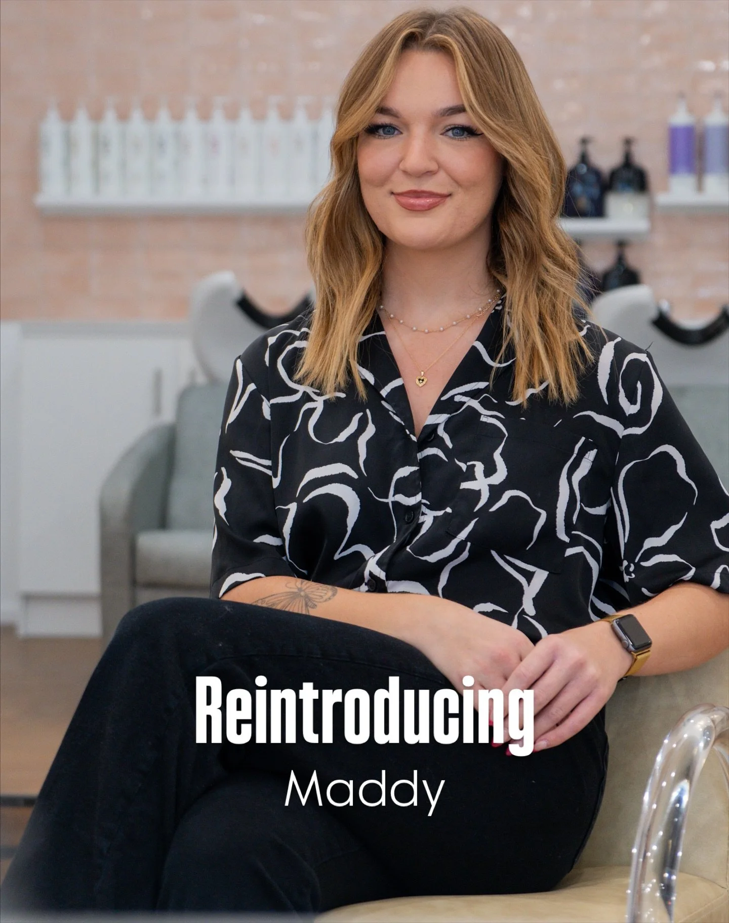 Reintroducing our girl Maddy ✨
Most of you know her already, but if you haven&rsquo;t met this face before&hellip; she&rsquo;s our bubbly, baking, balayage queen.

Maddy has a real love for soft, seamless blondes and lately she&rsquo;s been obsessed 