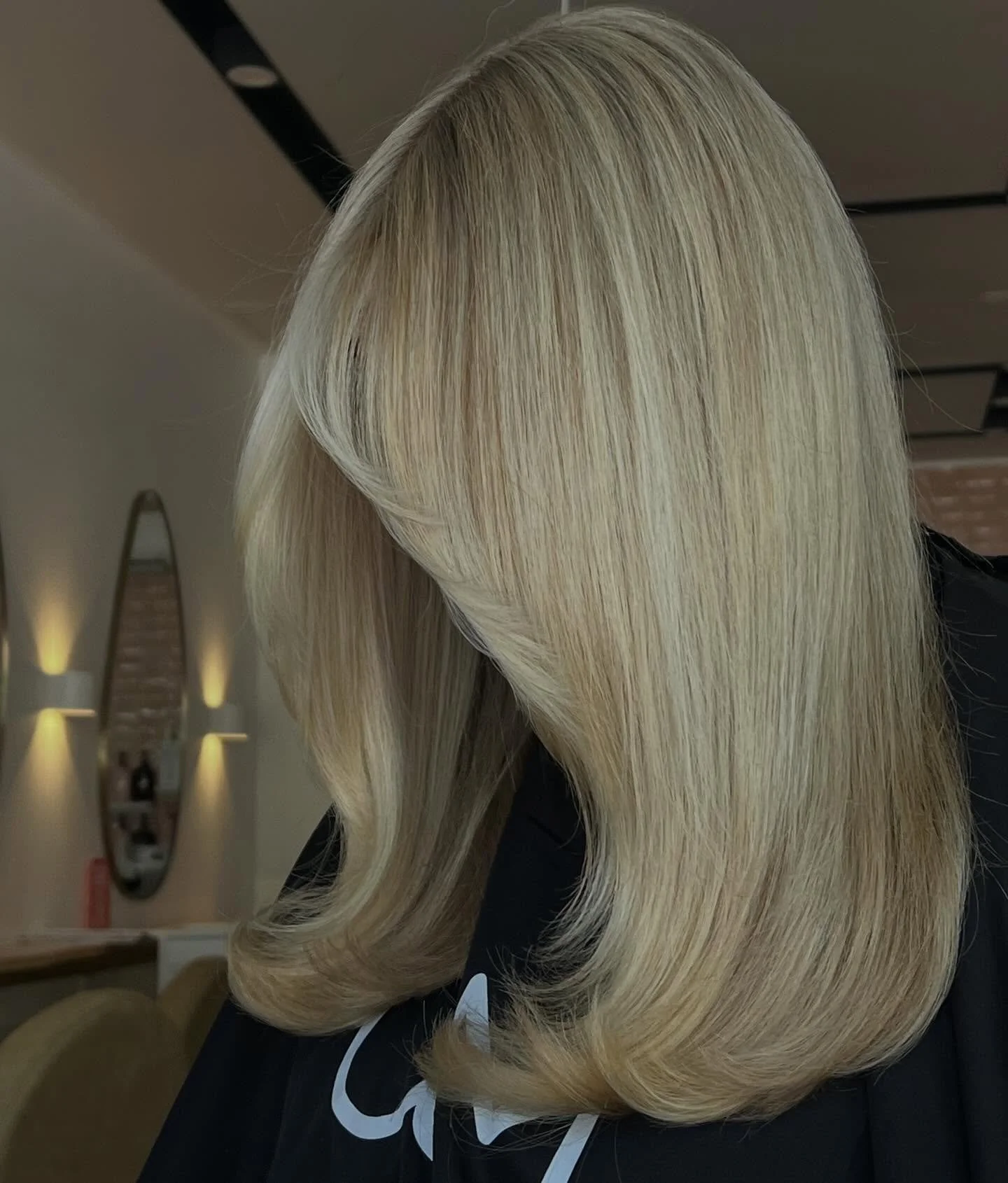 Our Tigerlily is absolutely smashing her blondes. The growth, the confidence, the talent&hellip; it&rsquo;s all shining through. And the exciting part? She open for blonde bookings now 🫶

Hair by @tigerlily_hairyadelaide 

#sydneyblonde #hairdresser