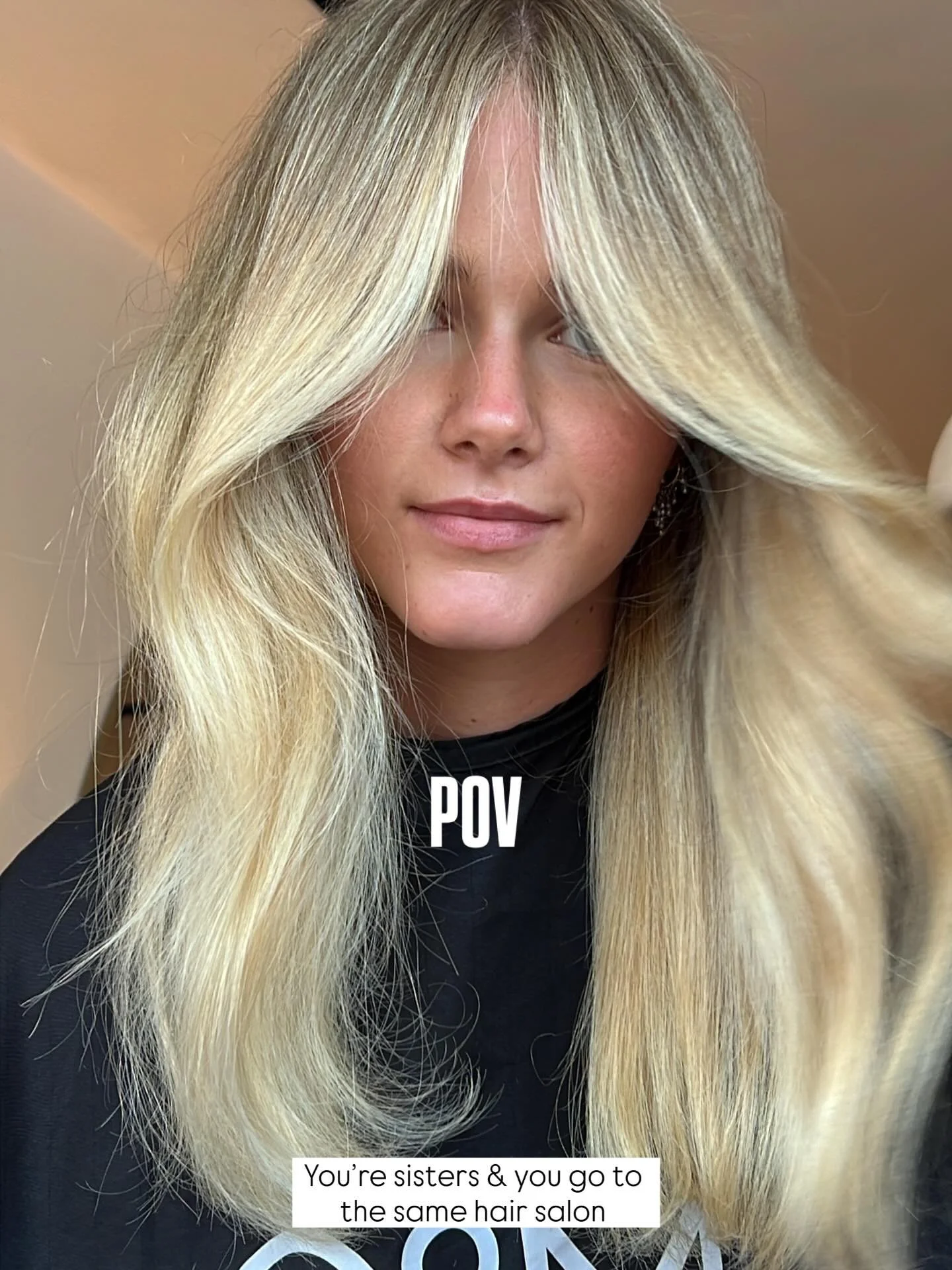 Same salon, different stylists, one signature lived in blonde, customised to suit every unique and gorgeous personality.

First slide hair by @ev_hairyadelaide 
Second slide hair by @hairyadelaide 

#sisterslove #northernbeacheshair #sydneyblondes