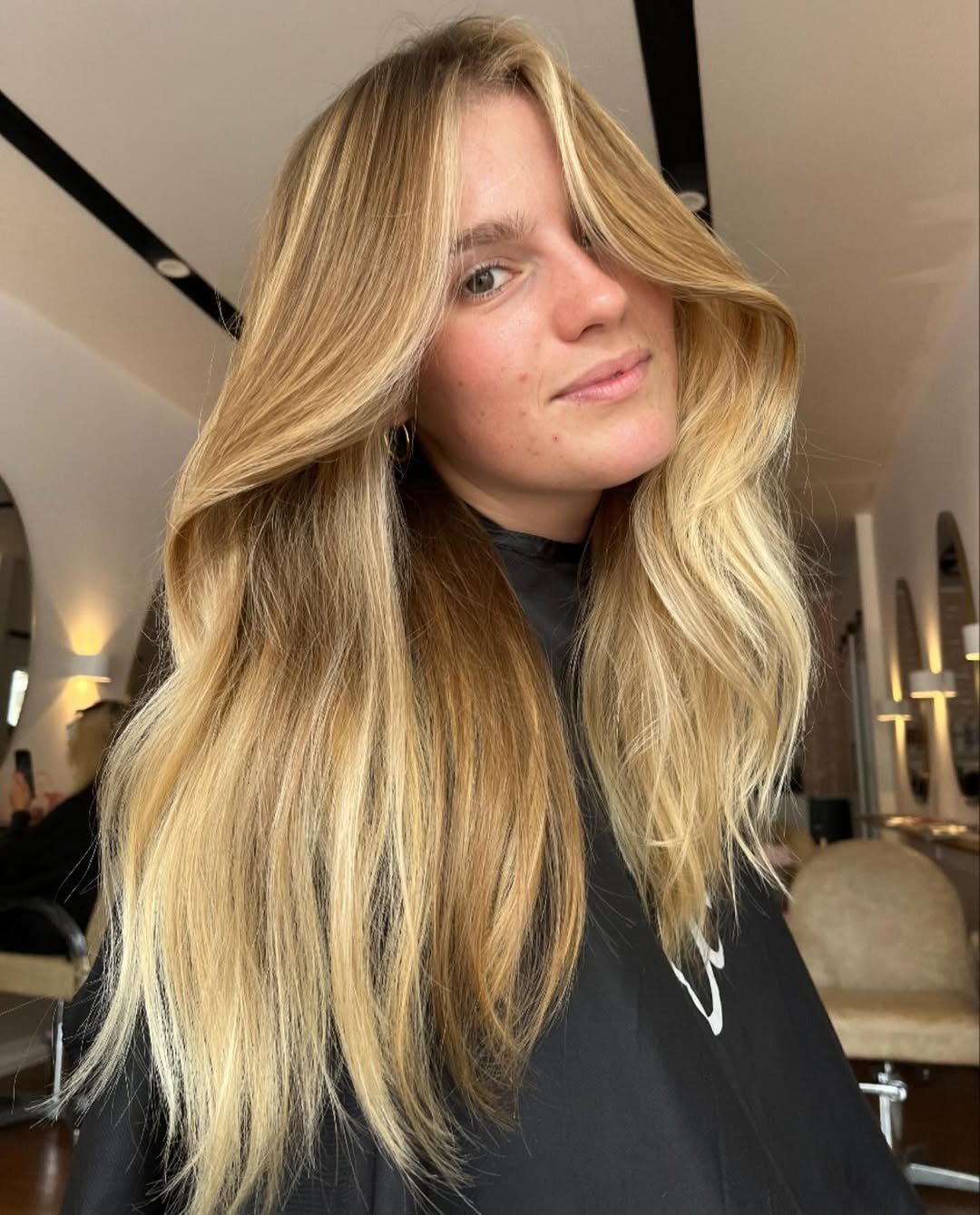 Lived-in blonde colour result by HairyAdelaide Northern Beaches