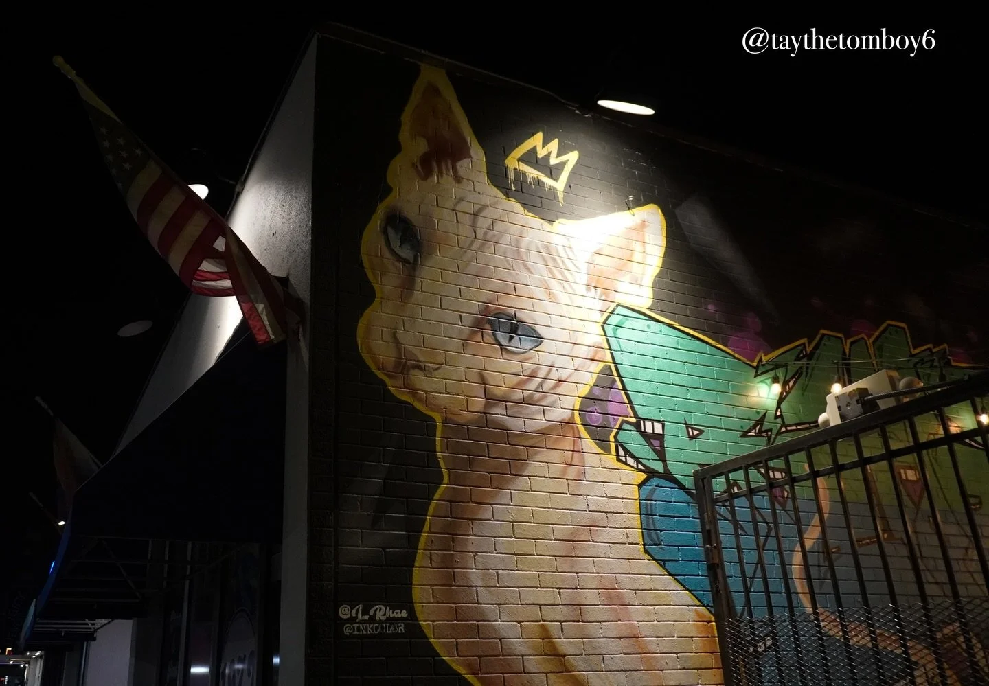 Just an ✨ ATX ✨ bby

Hashtags 📸
#austin #photography #cityphotography #texas #nightlife