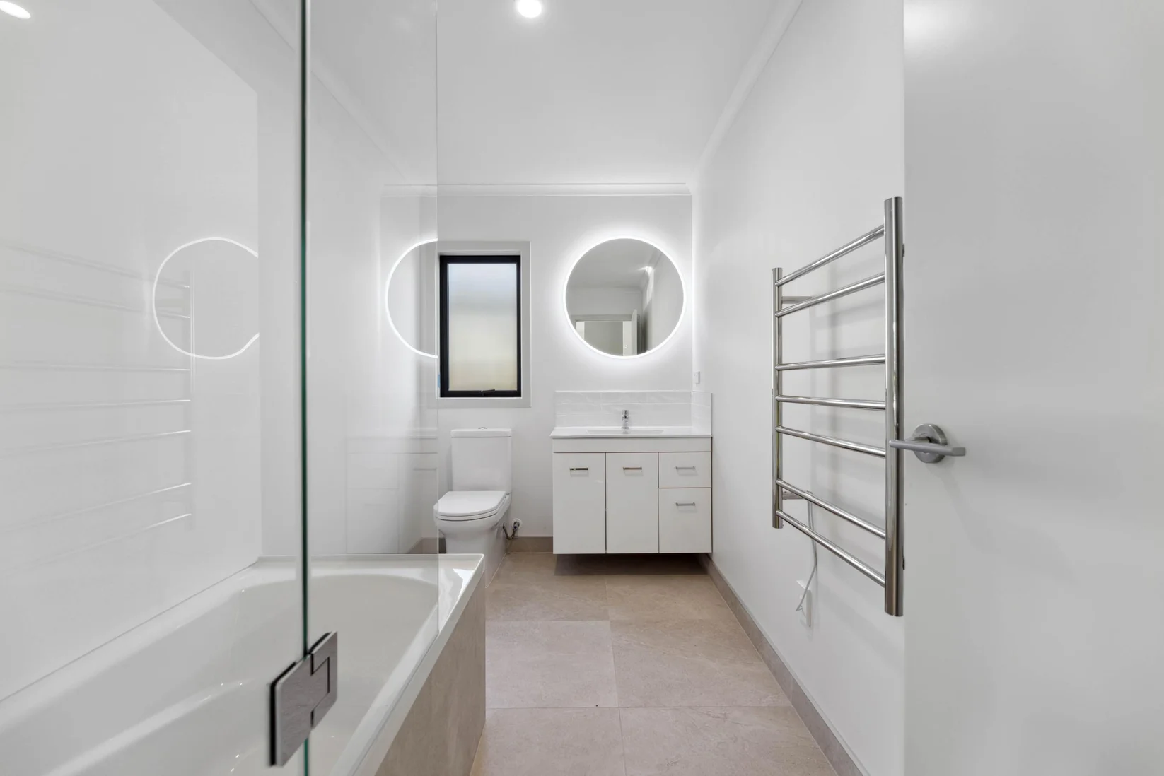 Bathroom 1.png