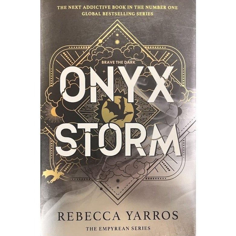Onyx+storm+front+cover.jpg