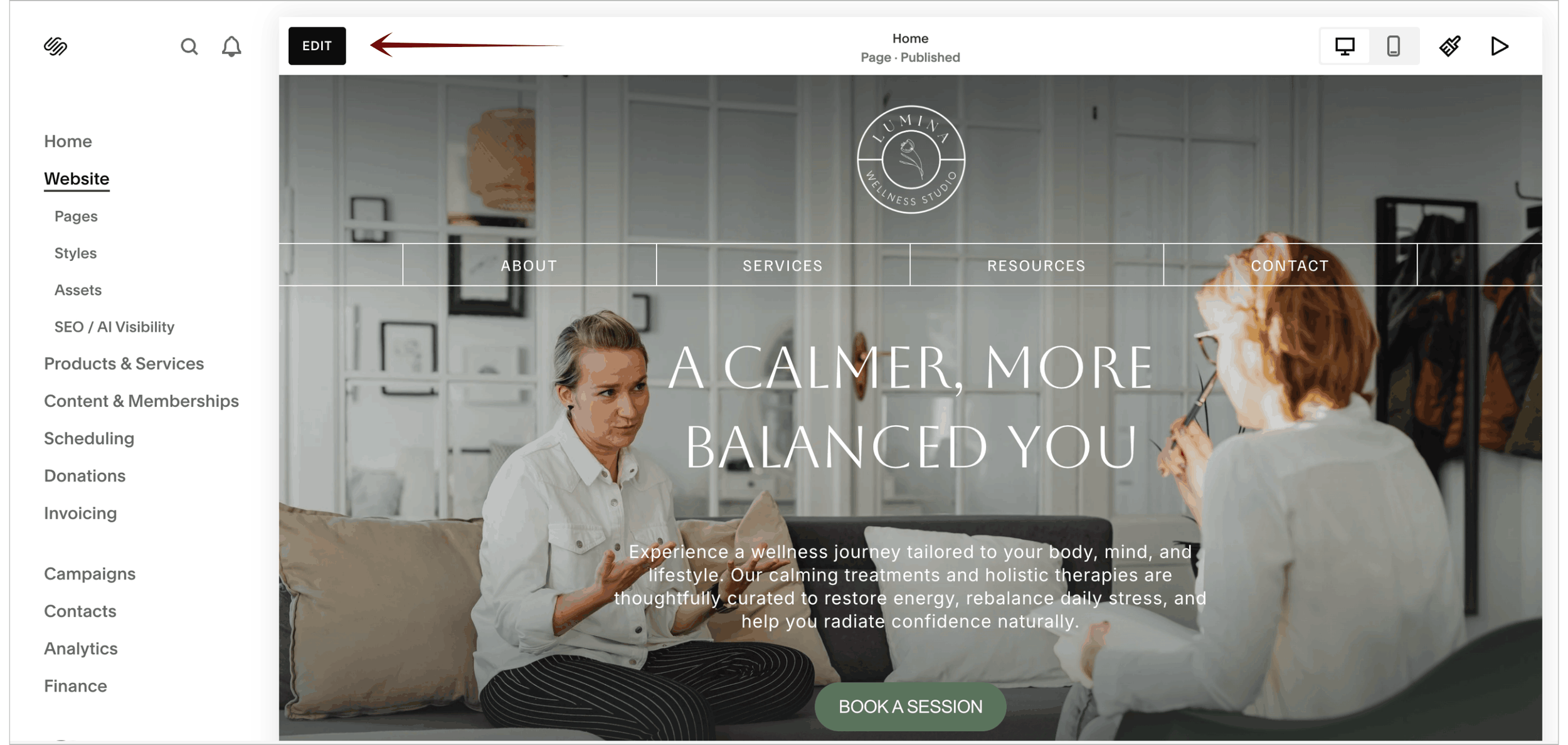 Squarespace website editor for adding a section border