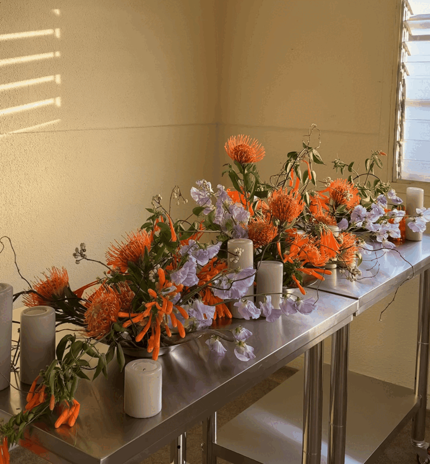 nine-kole-tablescape-hawaii (2).gif