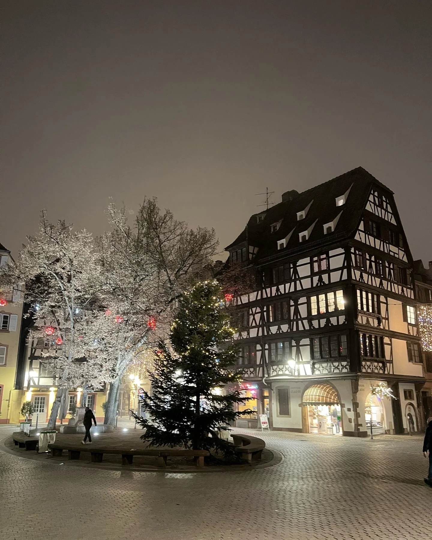 Today I&rsquo;m sharing something I&rsquo;ve never shared publicly before. For the first time, I&rsquo;ve opened up sections of one of my paid guides, previously only available as a digital download, and published them for free on my blog. 💝

The st