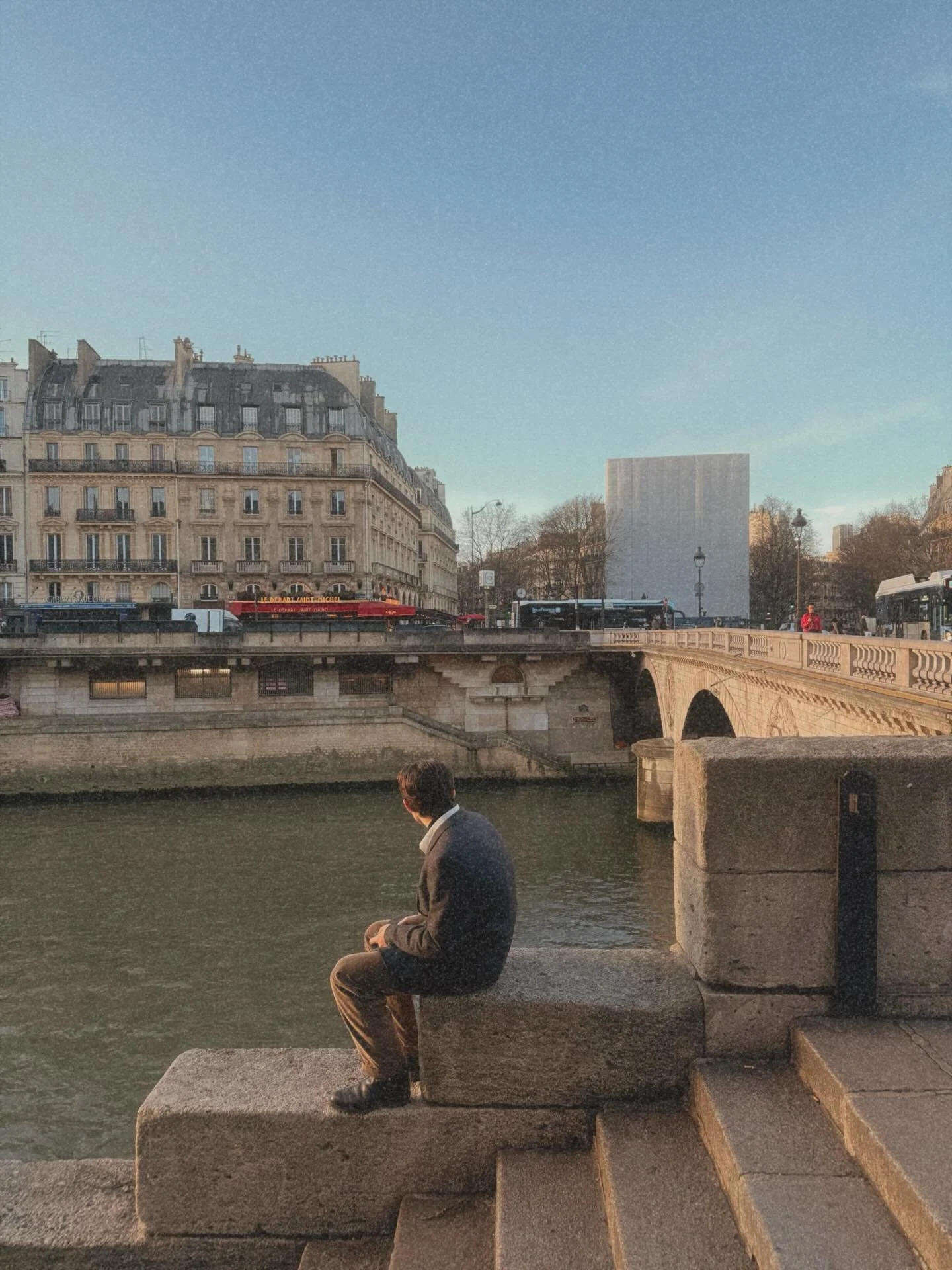In the diaphanous haze of the early morning, the Seine attracts these broken hearts 
and here I find them, 
littered amongst the spent bottles 
and revelry of the night only just concluded. 

This section is only about a city block in distance, but h