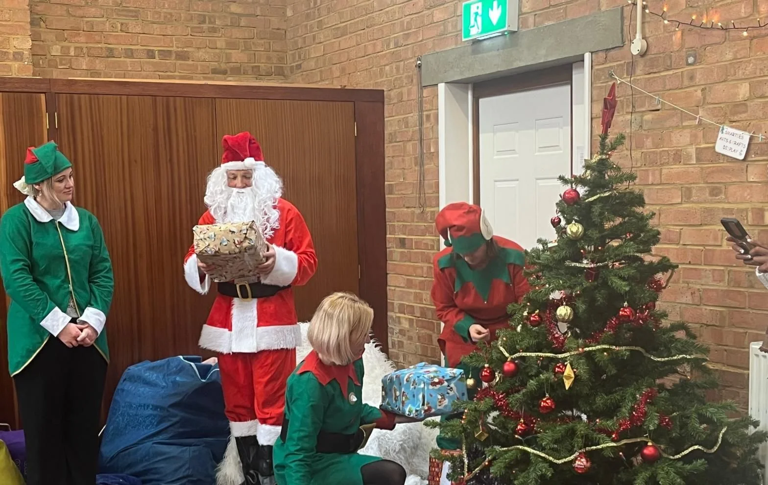 SAHWR celebrate Christmas 2025 with the generosity from our supporters