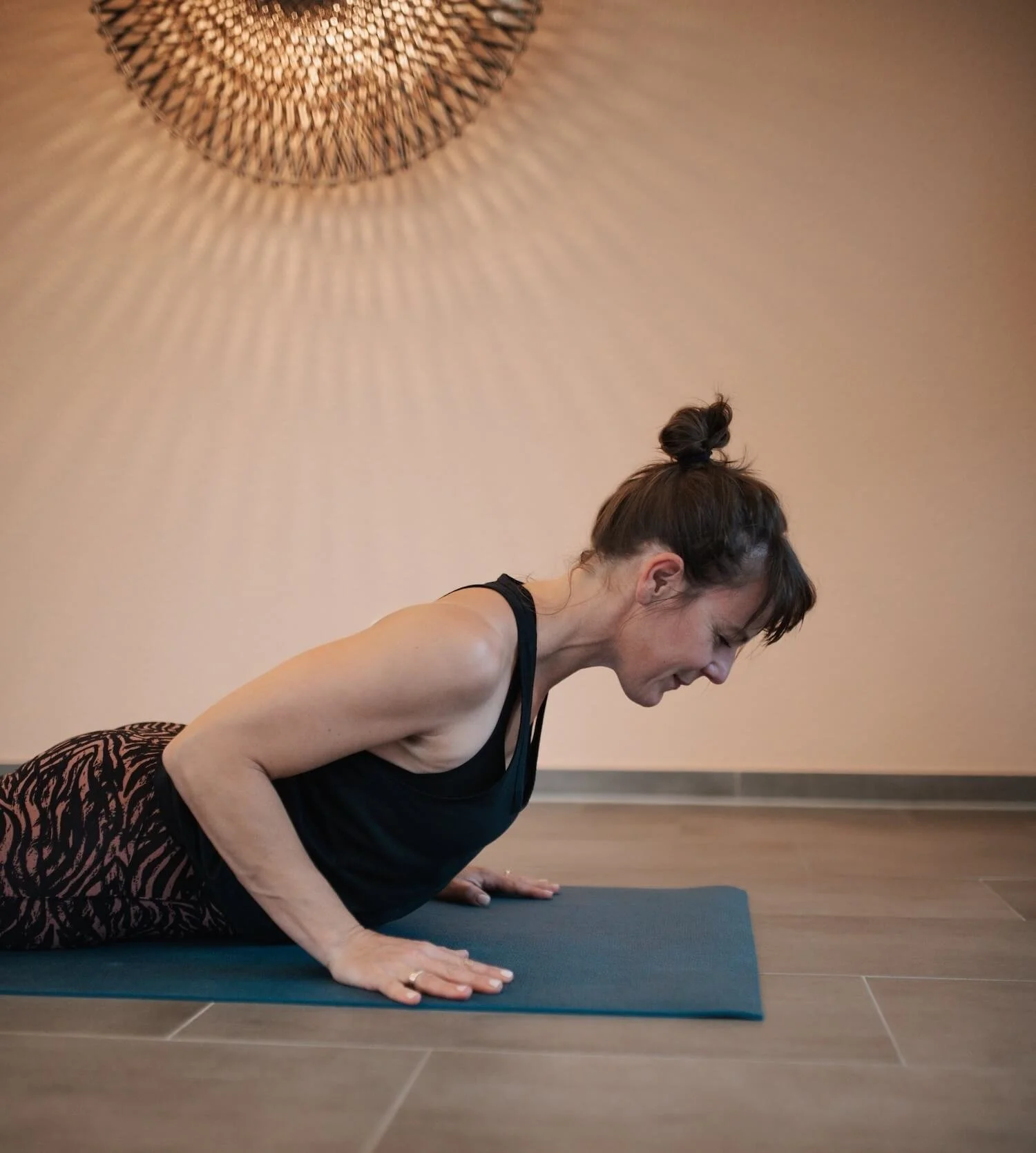 Kostenlose Probestunde · 8 Wochen Yoga & Sanftes Yoga im Alter