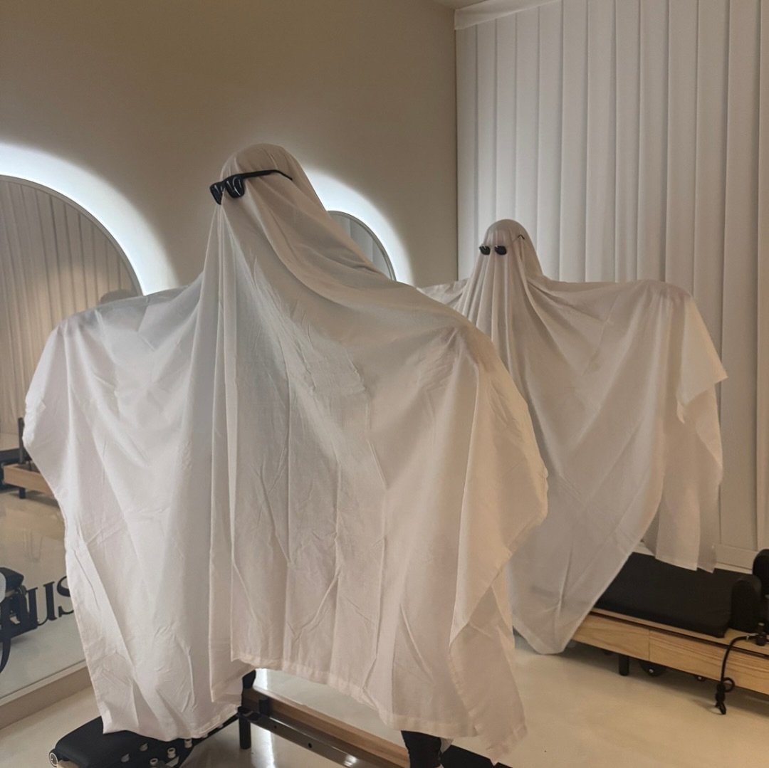 Spooky season has hit Opus&hellip;

Swipe to see the hauntingly dedicated Opus team keeping their form (even from the afterlife 💀).

💀 Who&rsquo;s brave enough to join our ghostly crew next class?

#HauntedAtOpus #PilatesSpirits #BooCrew #Halloween