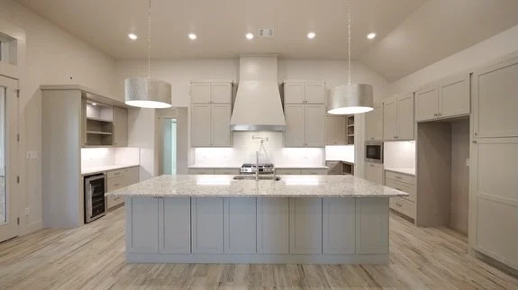 New construction dreams unlocked 🔐😍

✔️ Butler&rsquo;s pantry + oversized garage
✔️ 10&rsquo; ceilings + modern finishes
✔️ Soaking tub + fireplace
✔️ Front yard Maintenance provided
✔️ Gated community
✔️ Resort-style pool + splash pad

Ready to bu