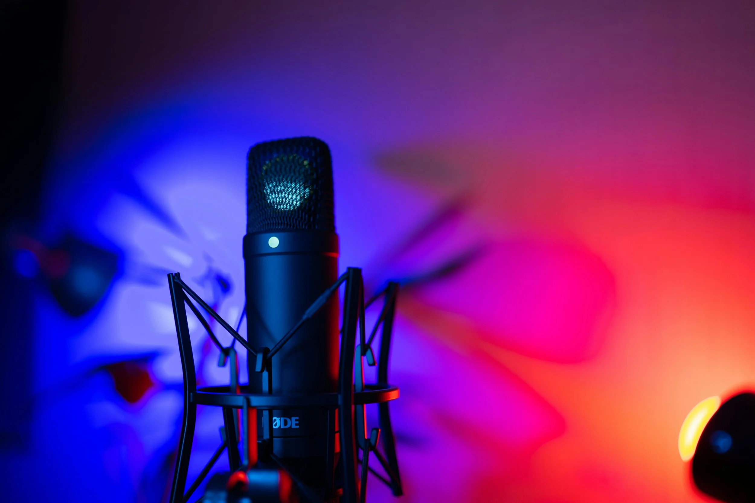 #18 No Sea-Witch Magic Necessary: Choosing a Brand Voice That Feels Like Me