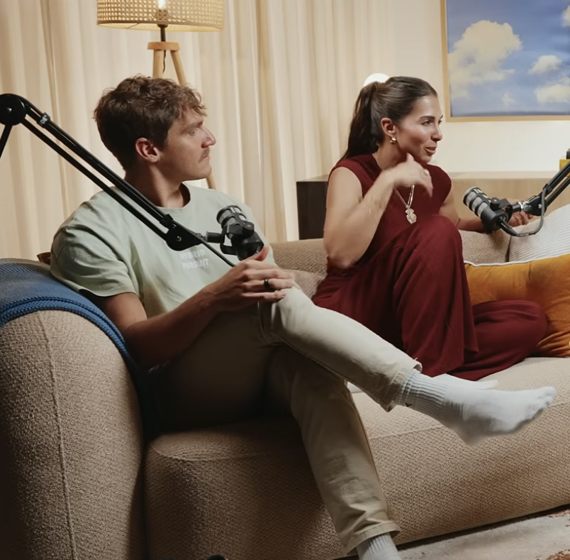 João Almeida no podcast do Observador "Amiga Faz Parte" por Mariana Ribeiro