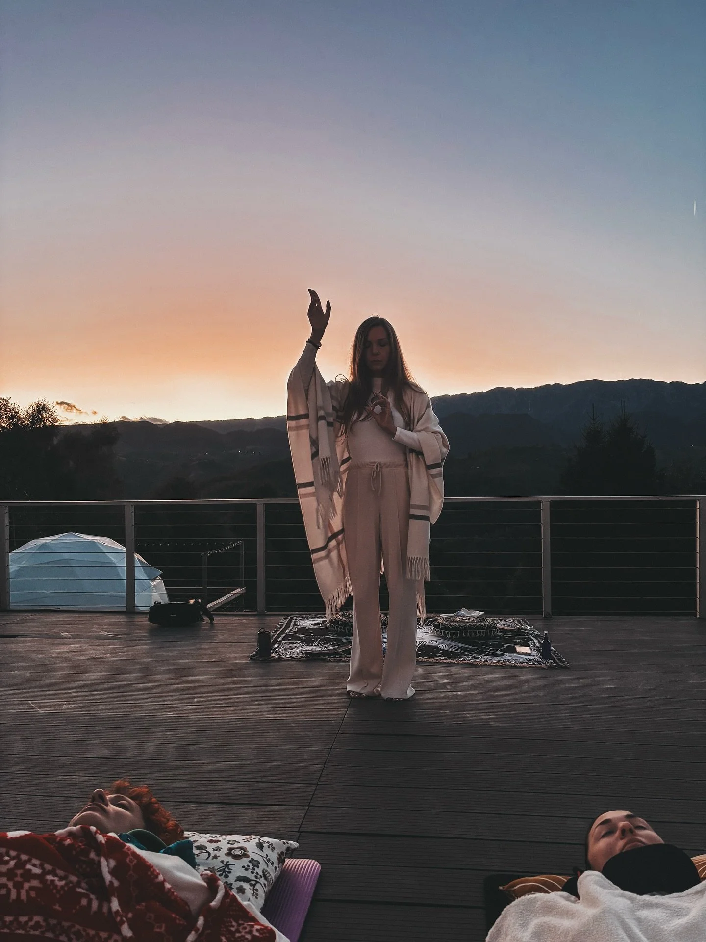 &bull;&bull;&bull; Why sacred space matters in quantum work.

In quantum healing, it&rsquo;s not just the frequency that transforms you. It&rsquo;s also the space that holds it.
Because the truth is&hellip; energy won&rsquo;t move unless the body fee