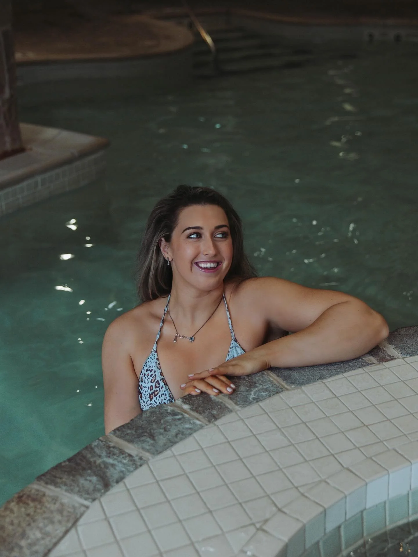 A little splash of this 🏊&zwj;♀️✨🤍 and a little push of that 🛷🇺🇸❤️

One of my favorite parts about staying at the Courtyard by Marriott is getting to do contrast right here on site

hot tub ➡️ pool ➡️ repeat. 

It&rsquo;s a recovery game-changer