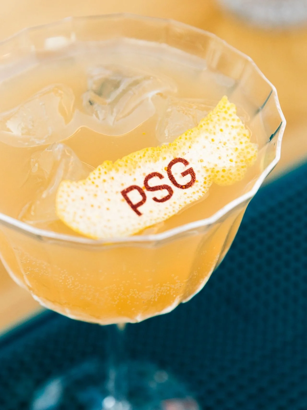 prestation cocktails personnalisés PSG garden party casa limoncell.jpeg