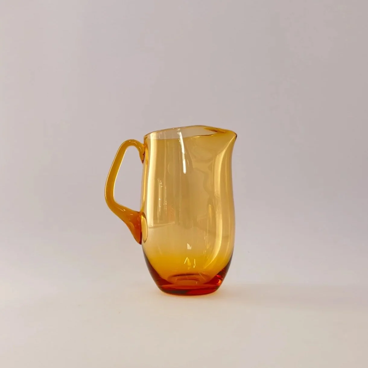 Pichet ambré - jaune