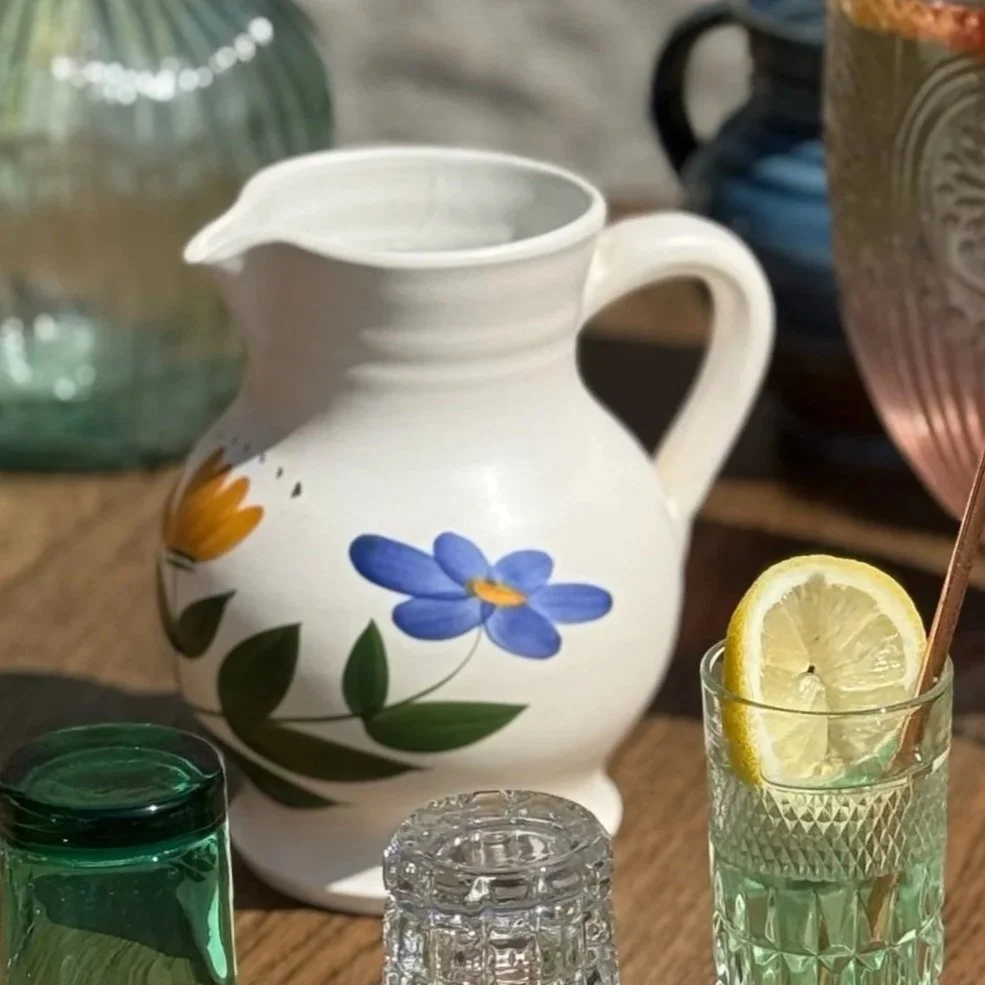 Pichet en céramique fleurs multicolores fait main