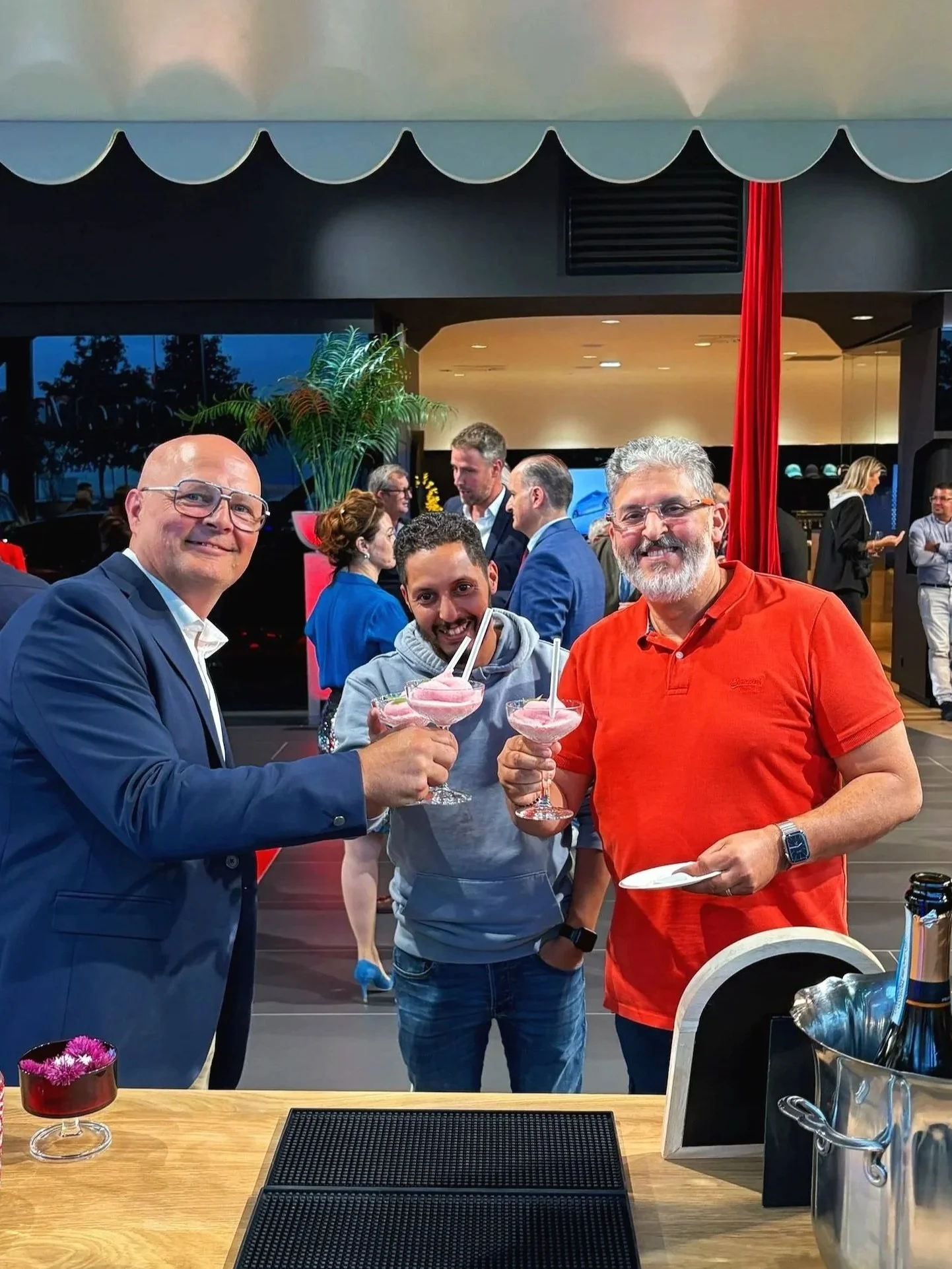 FROZEN cocktails prestation bar évènement mercdes par Casa Limoncell 2.jpg