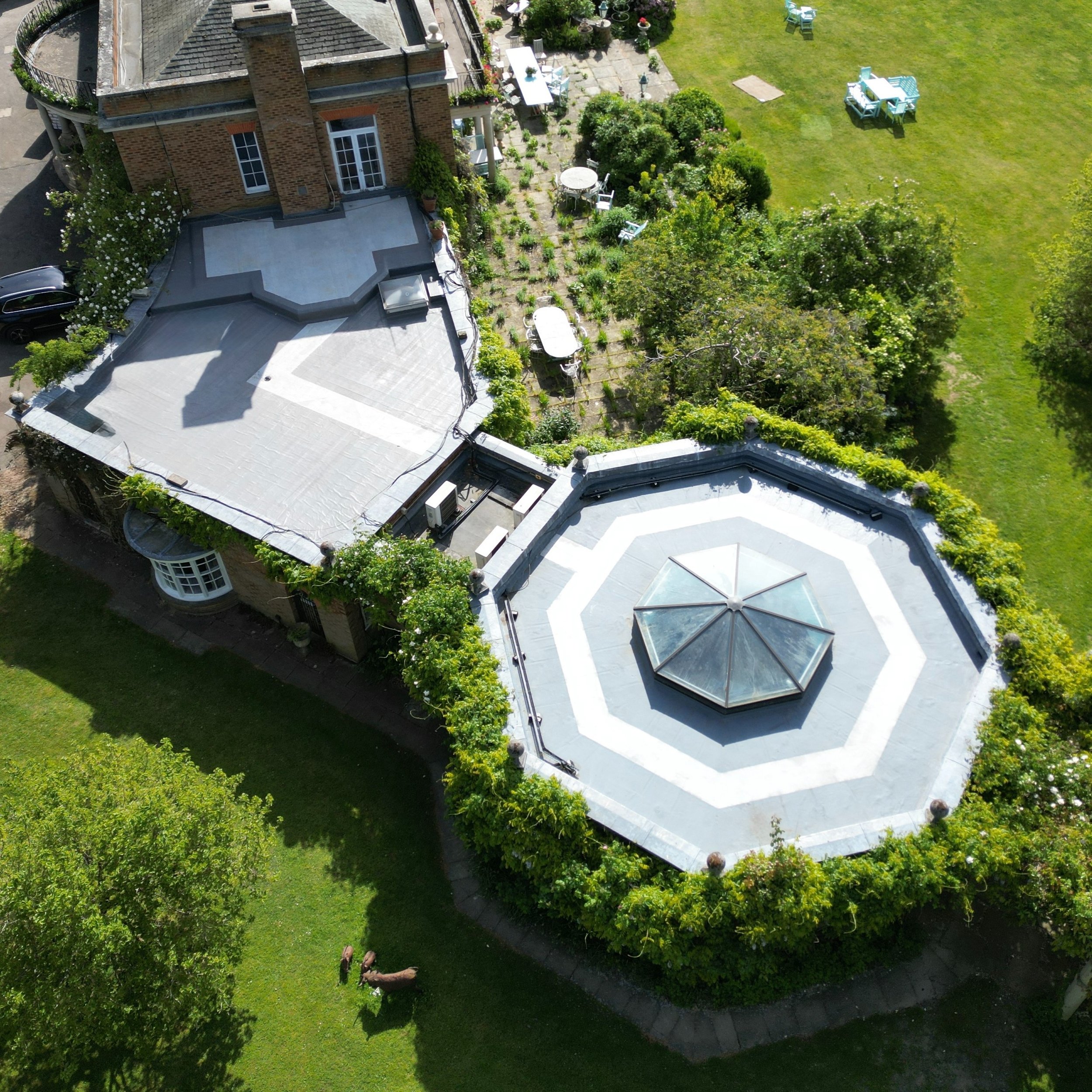 Another beautiful roofing project completed at Lady McAlpine&rsquo;s property in Henley.

The roof section on the right-hand side was originally completed by RMG around two years ago as an overlay system, and more recently we returned to complete the