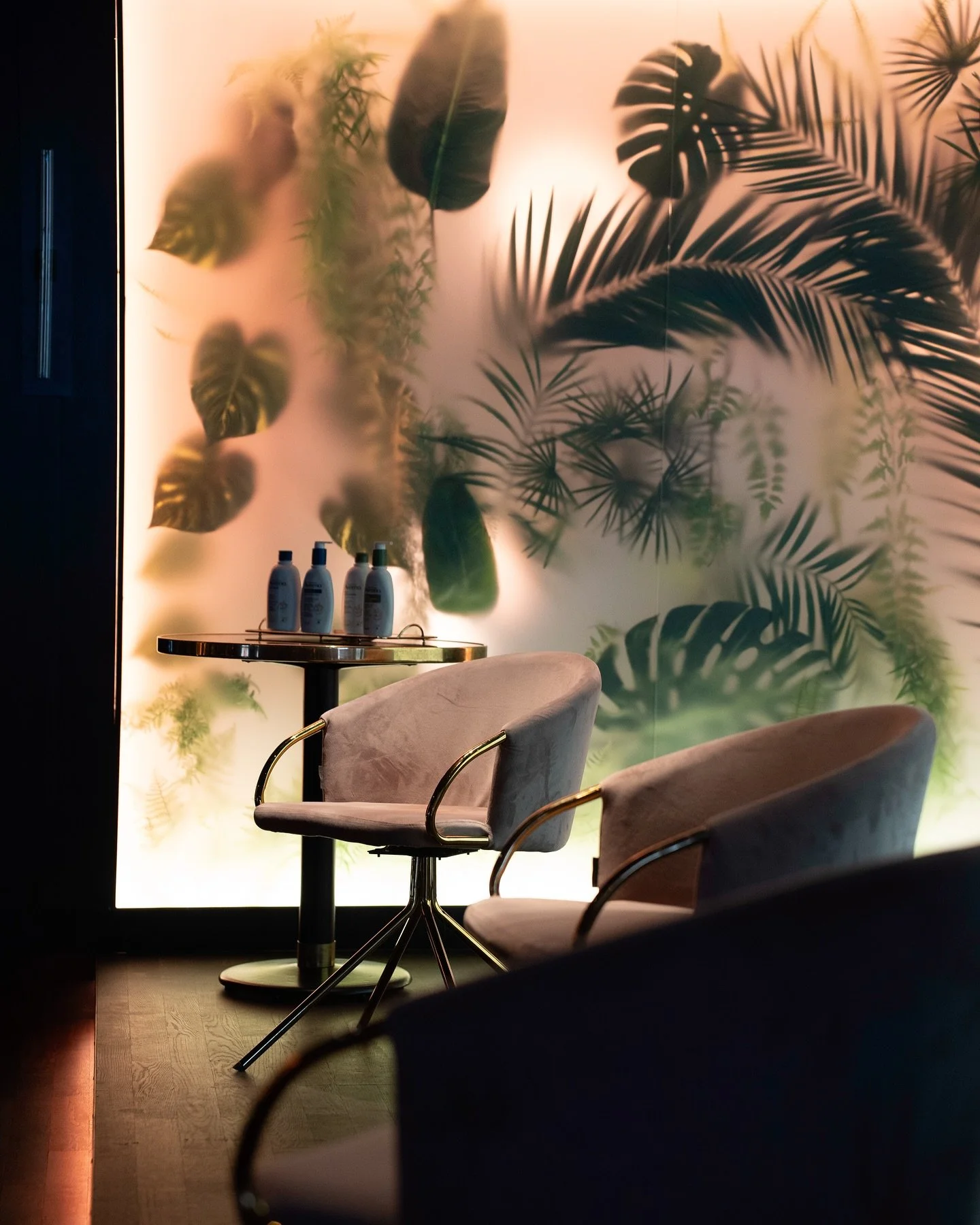 Stage ready. 🎤
Let&rsquo;s talk skin, science &amp; stories &ndash; Aveeno im Soho House Z&uuml;rich. ✨

#aveenoevent #sohohouse #disionagency #letthetalkbegin