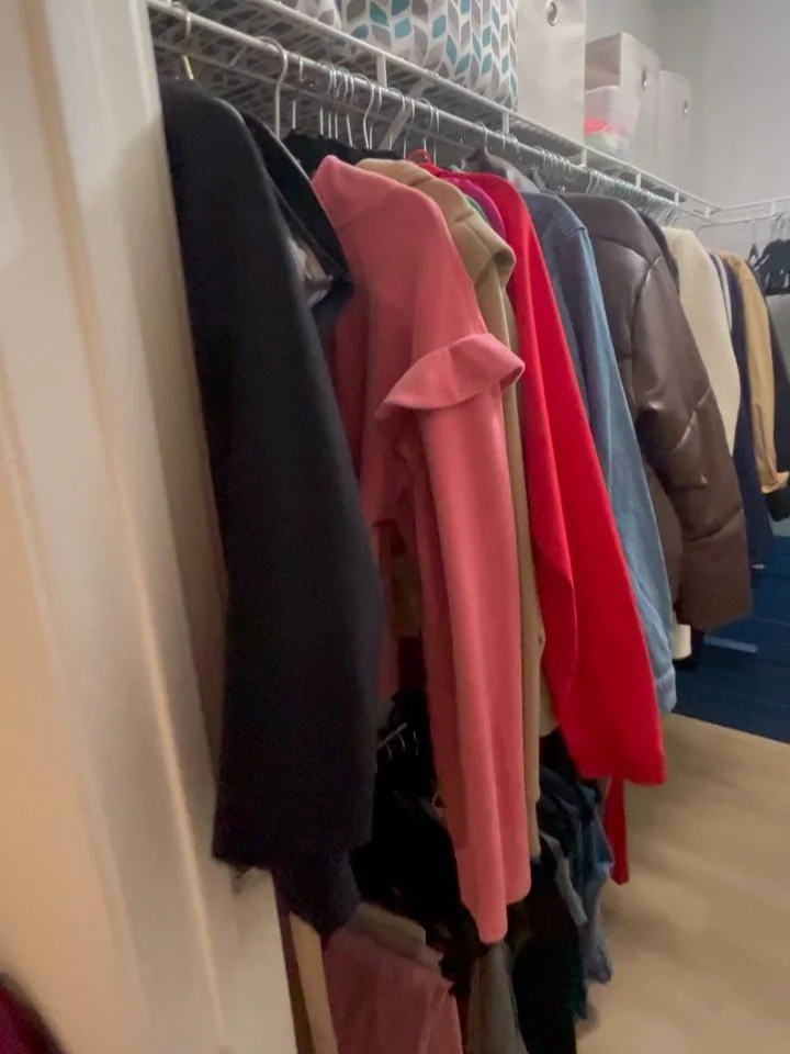 Clap for me because I am over the 3 client hump for my Closet Organization/Wardrobe Refresh service!!! 🥹🤭😝

I had the pleasure of devouring my first walk-in closet. This closet doubles as a space for garments as well as a storage. My dear client h