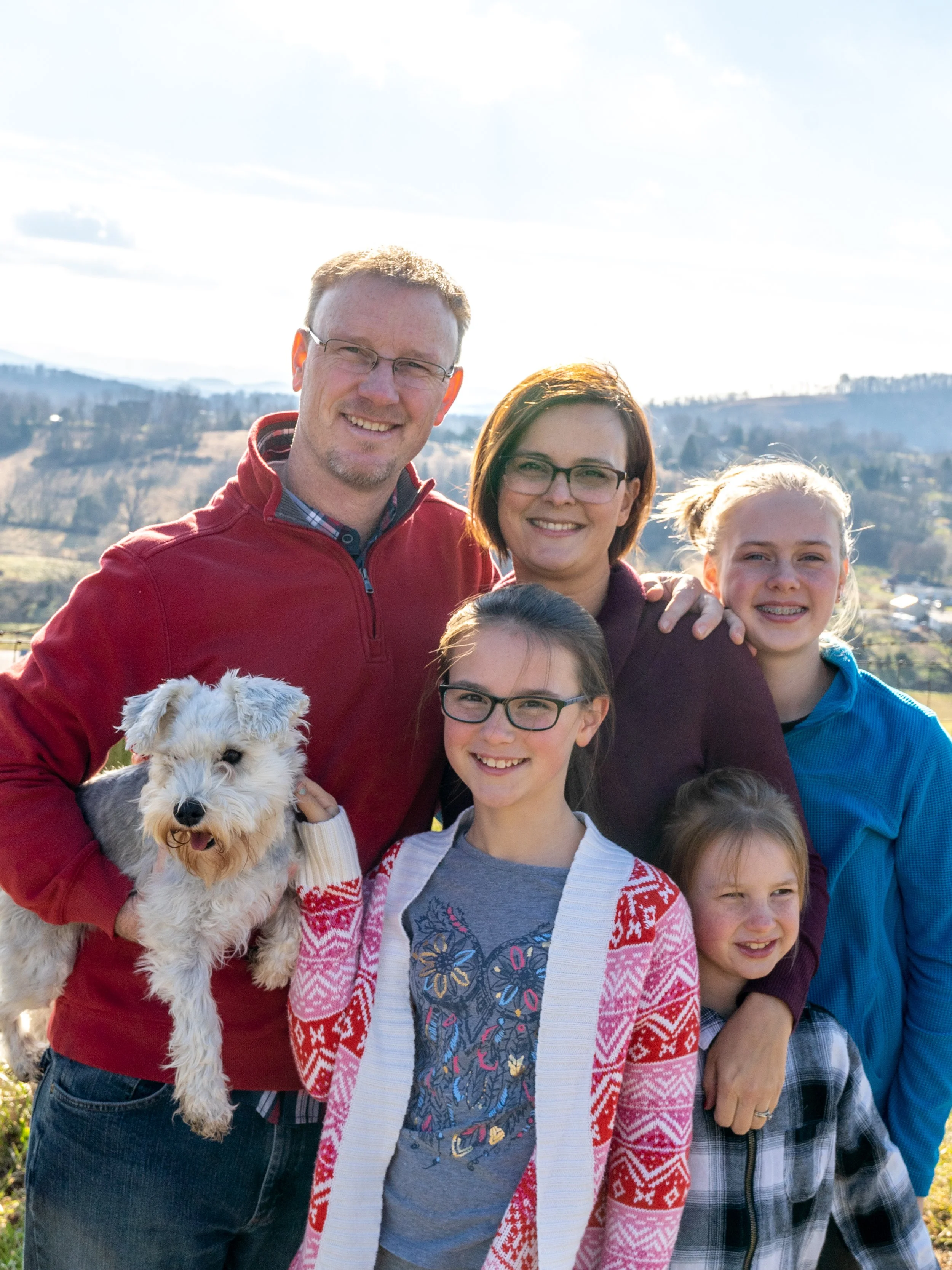 Family Group Portraits - Outside 4.jpg