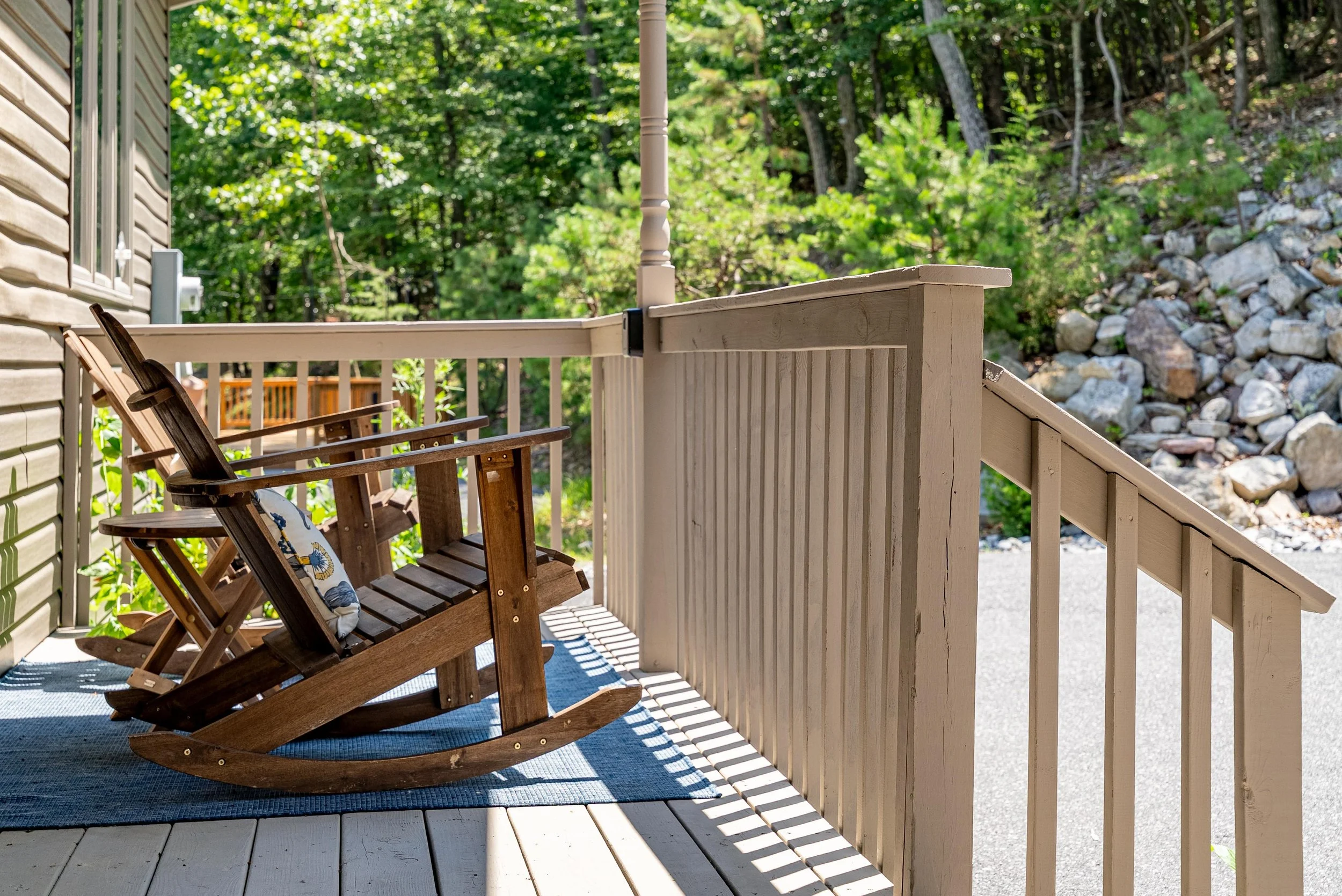 Short Term Rental Stock - 1017.jpg