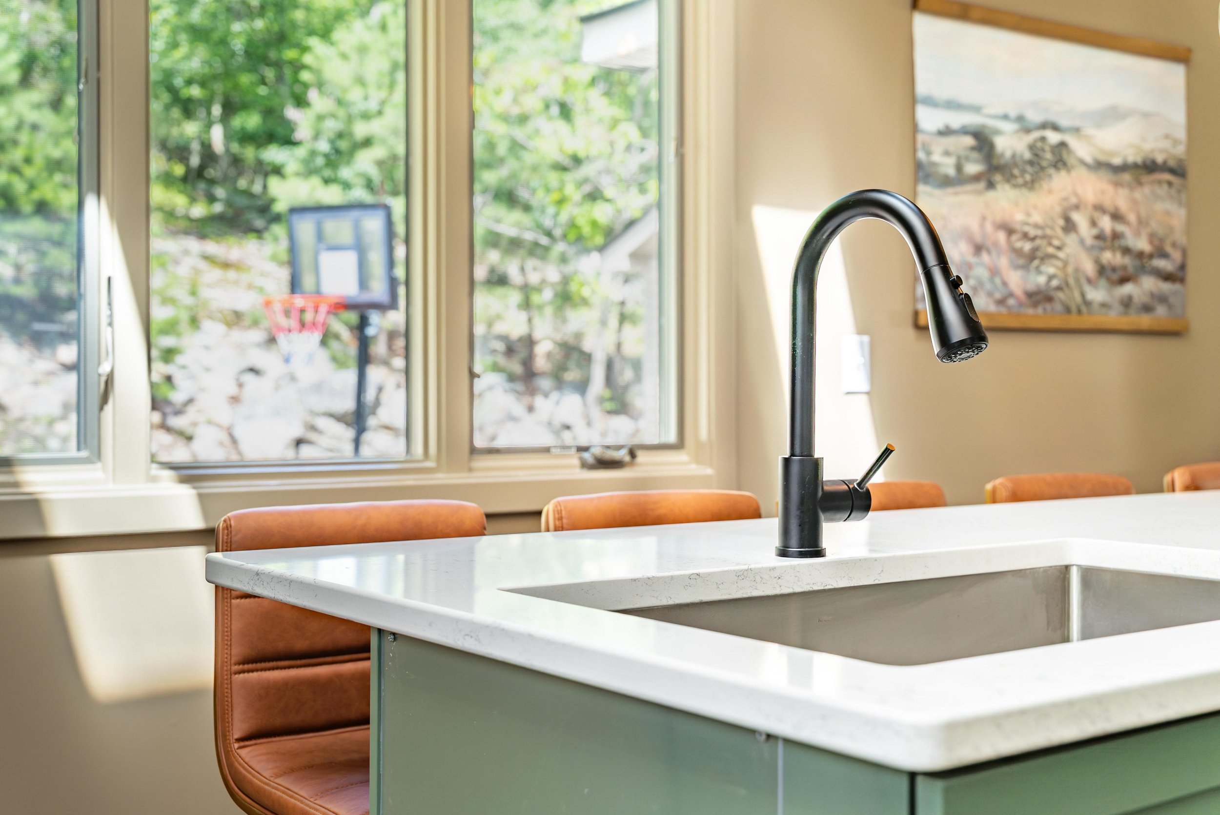 Short Term Rental Stock - 1011.jpg