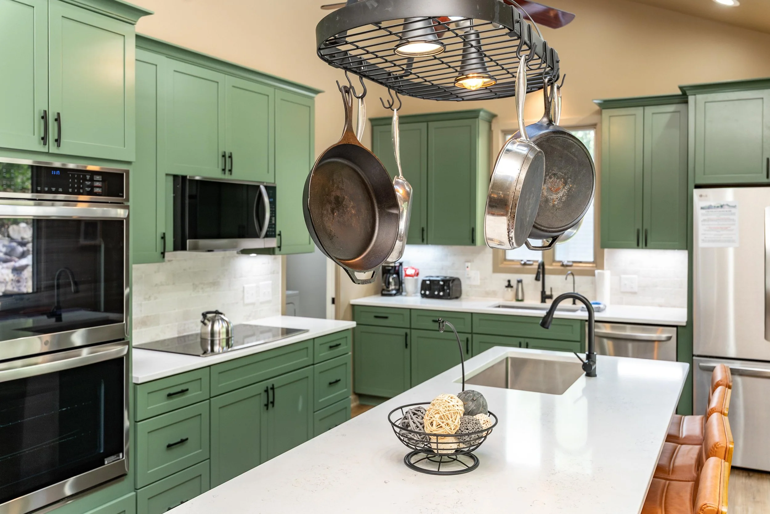 Short Term Rental Stock - 1012.jpg