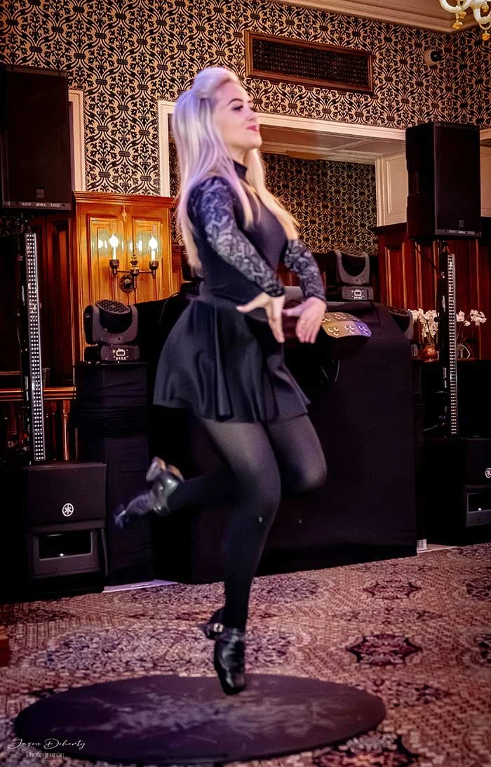 dancers1-(7).jpg