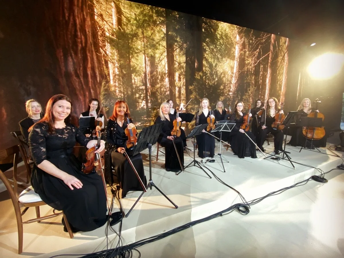 12-piece #strings with the marvellous @mamisastringquartet 💛 #MichelleMason #musiccurator 

Bespoke repertoire for 
Client @stories_ireland 
Production @avpartners_ire 
Entertainment @seagency1 
Venue @luttrellstowncastleresort