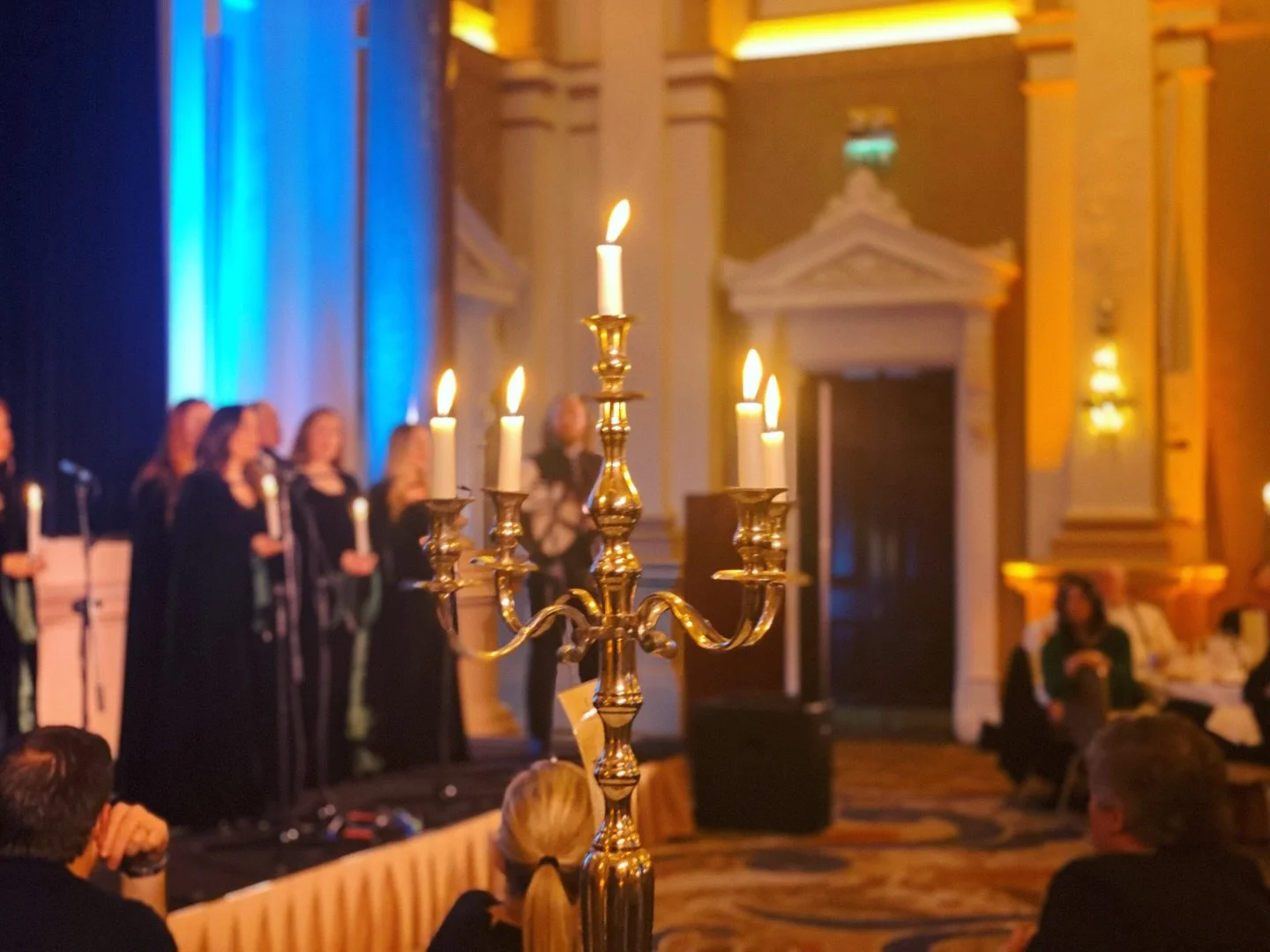 What&rsquo;s astonishing about the atmosphere at an @anunacorp performance is that you can literally hear a pin 📍 drop from the moment this choir enters the space throughout the entire set and then have the guests #raisetheroof , in an extraordinari