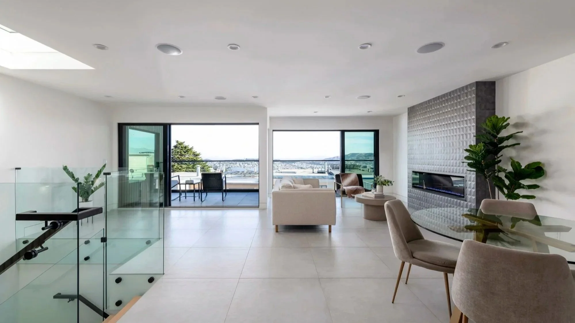      &nbsp;     
  
     Sarah D. | September 2, 2026    How to Choose a General Contractor in San Francisco for a High-End Renovation    Planning a luxury home renovation in San Francisco? The contractor you choose will have a greater impact on your