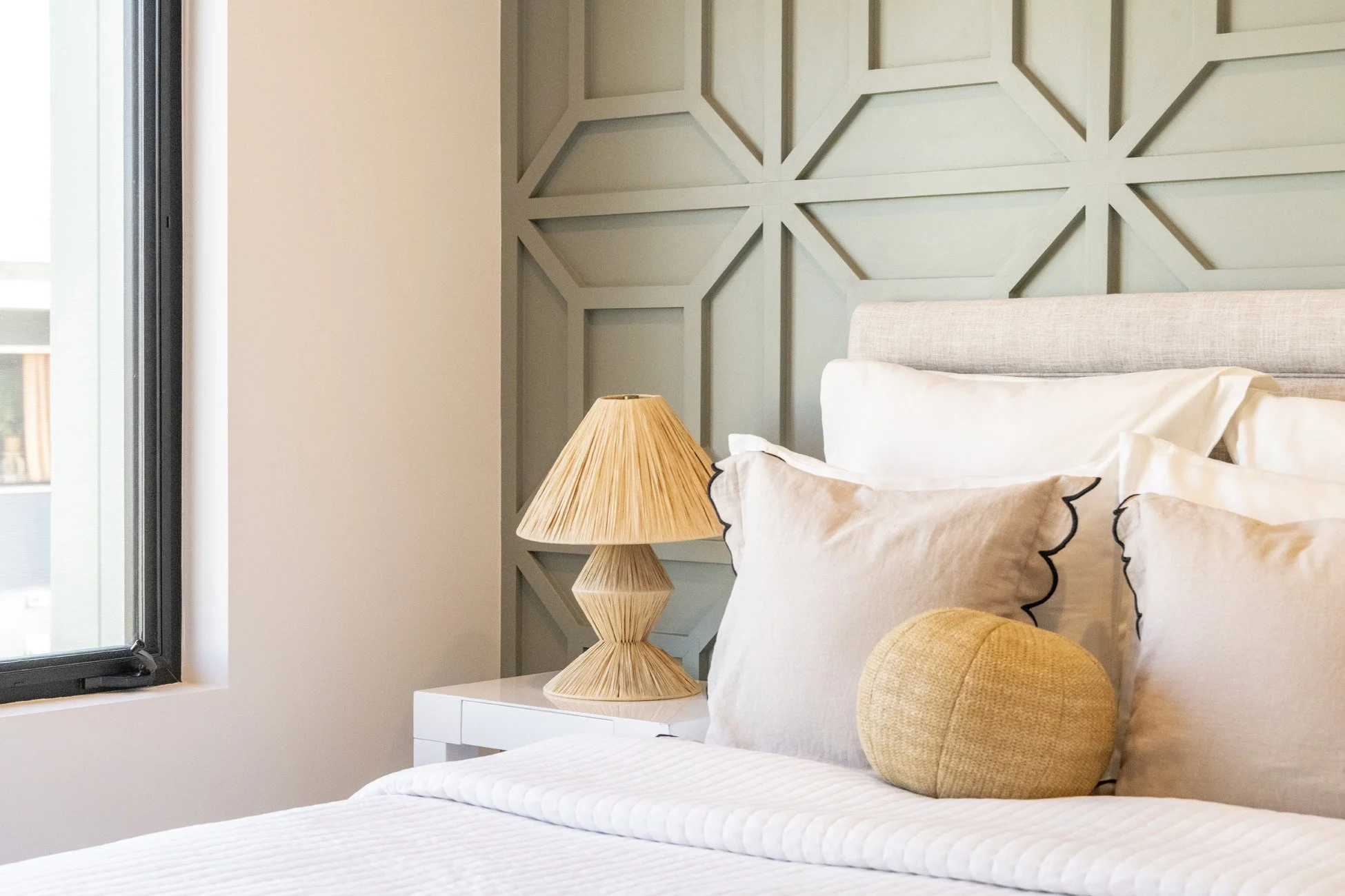 36_bedroom1.jpg