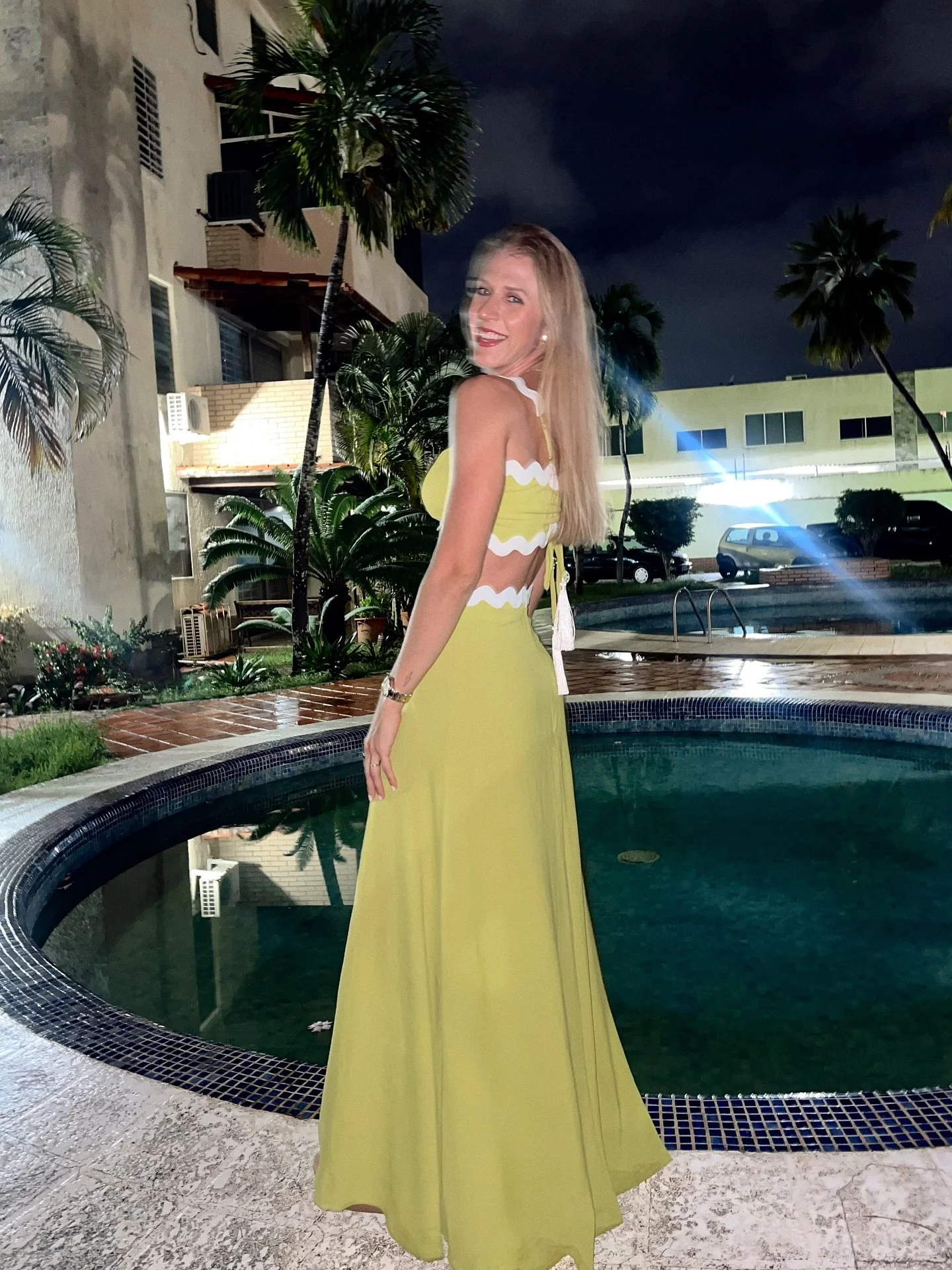 Hello 2026👋🏻✨

I am SO excited for this year! Se vienen cambios y cosas MUY incre&iacute;bles que pronto les contar&eacute;! 🫢

Les deseo un 2026 lleno de bendiciones, amor, reencuentros, salud, entrenos, risas y mucha felicidad. Gracias por estar