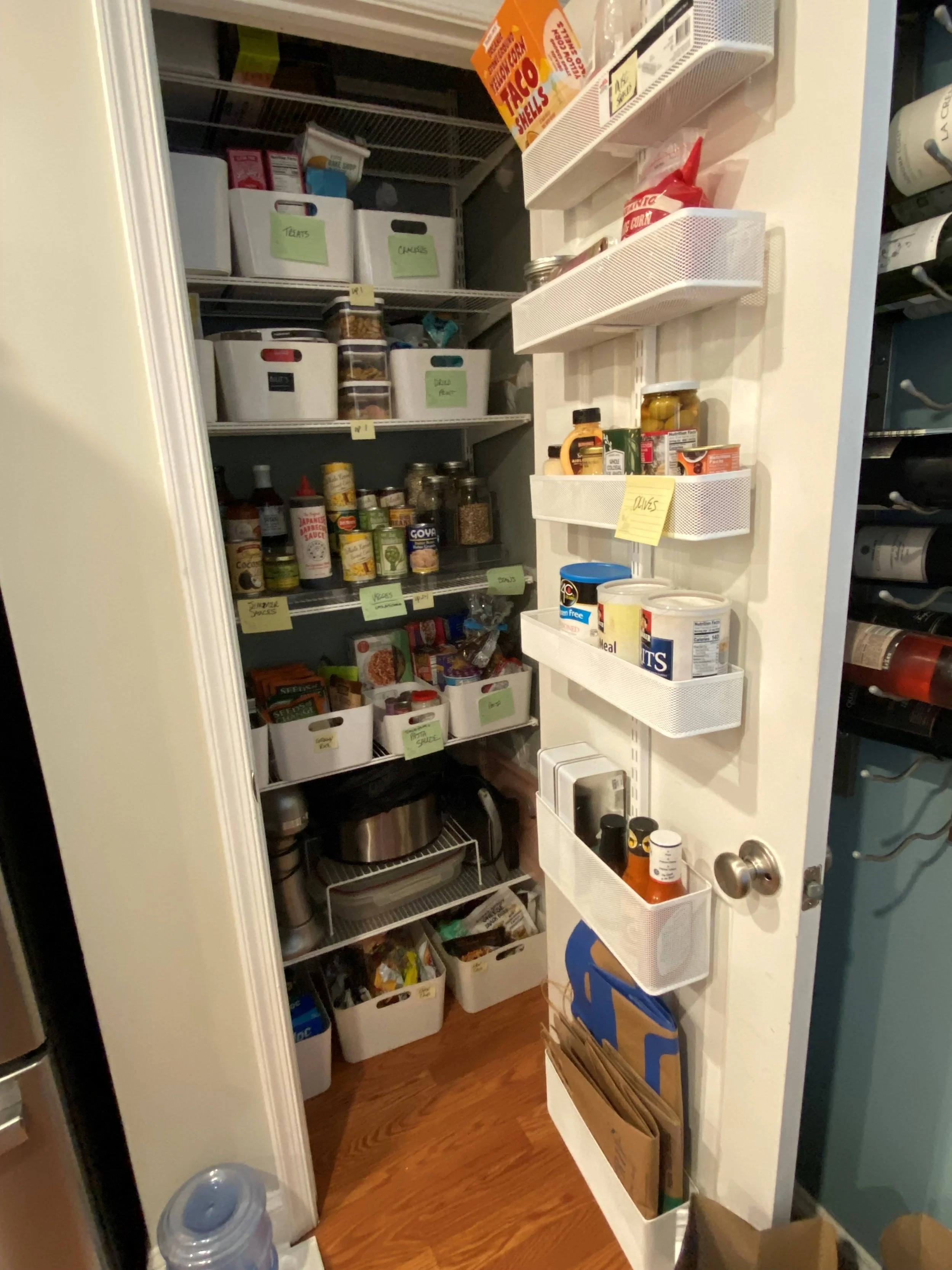Pantry 2.jpg